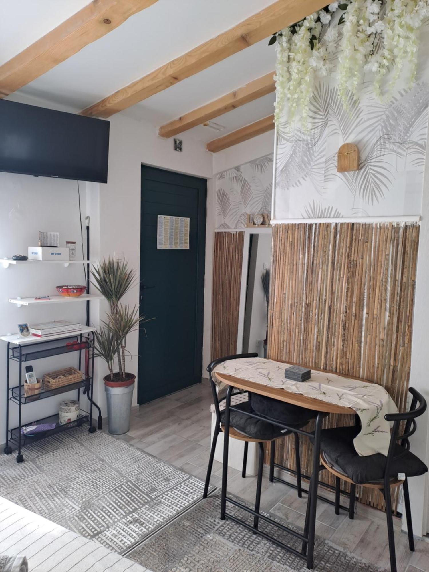 Cabana Old Town Apartment *