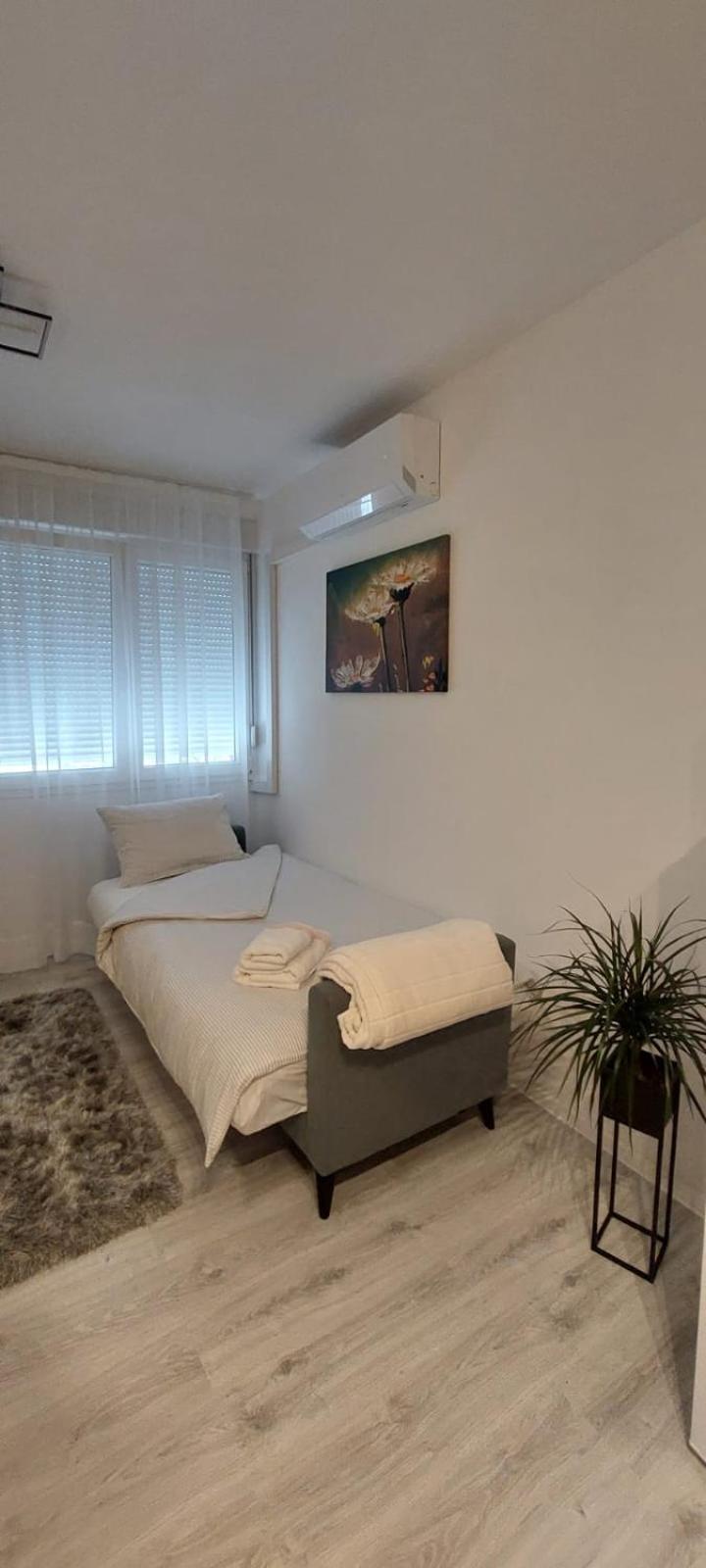 Apartment My Peace