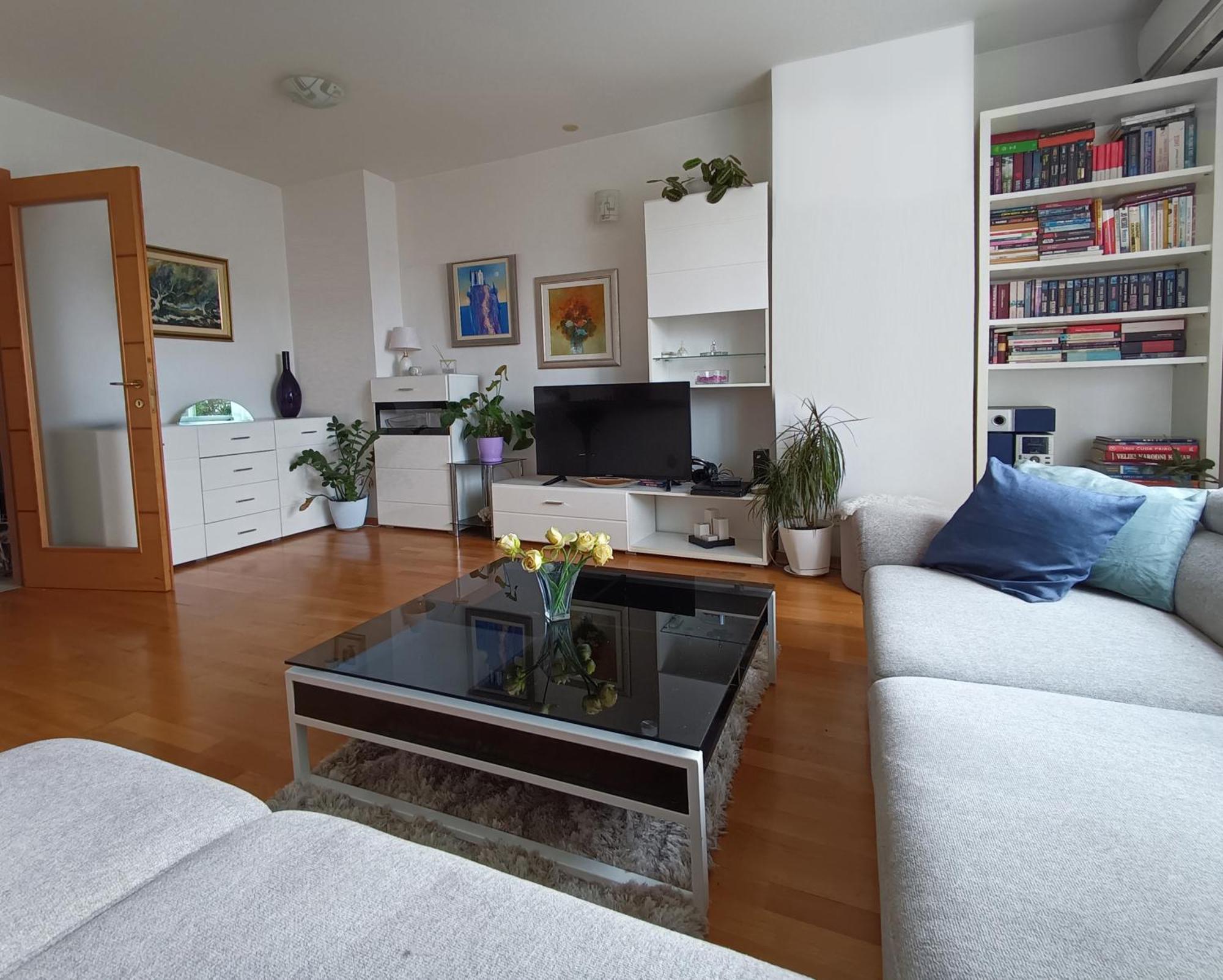 Apartment Sea View Znjan Split