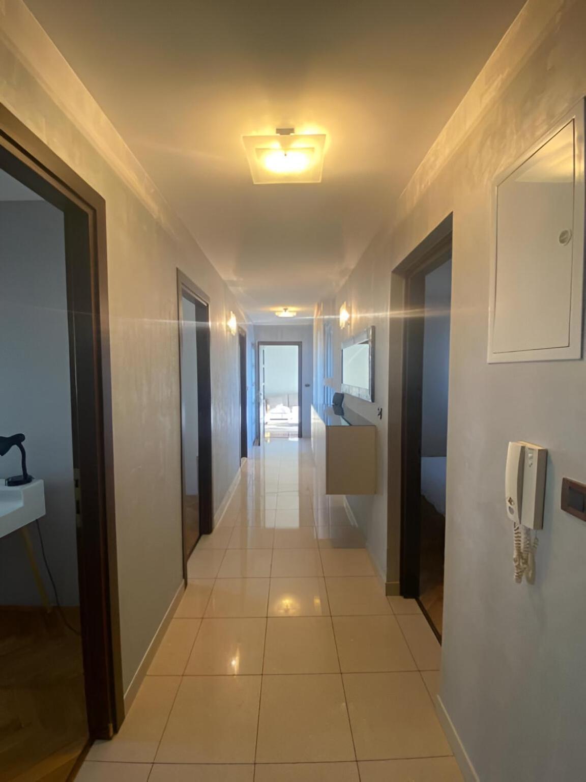 Seascape Apartment