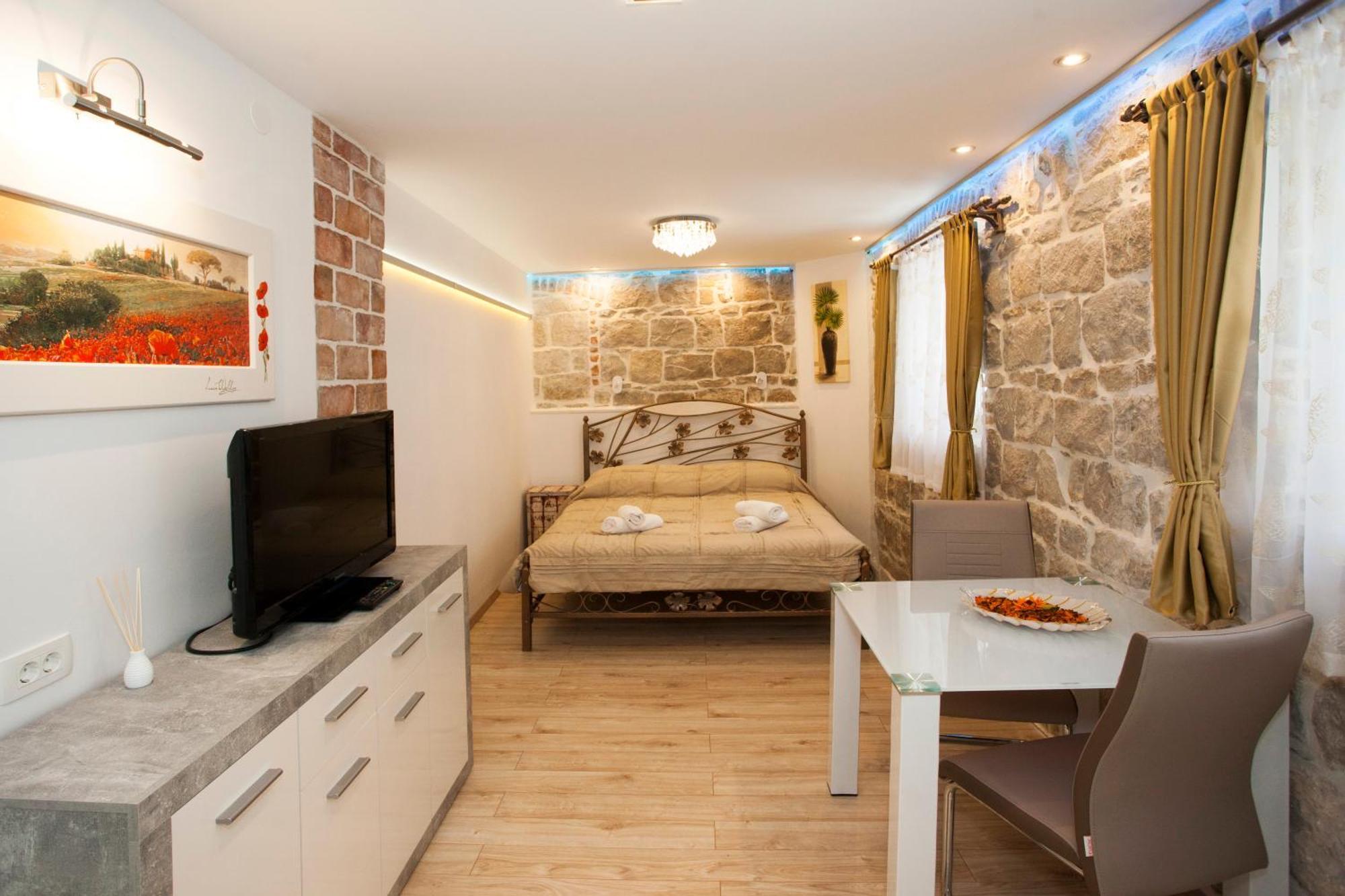 Guest house House Sandra 2