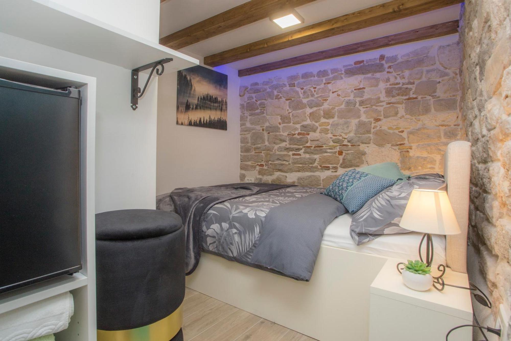 Old Center Cozy 3*