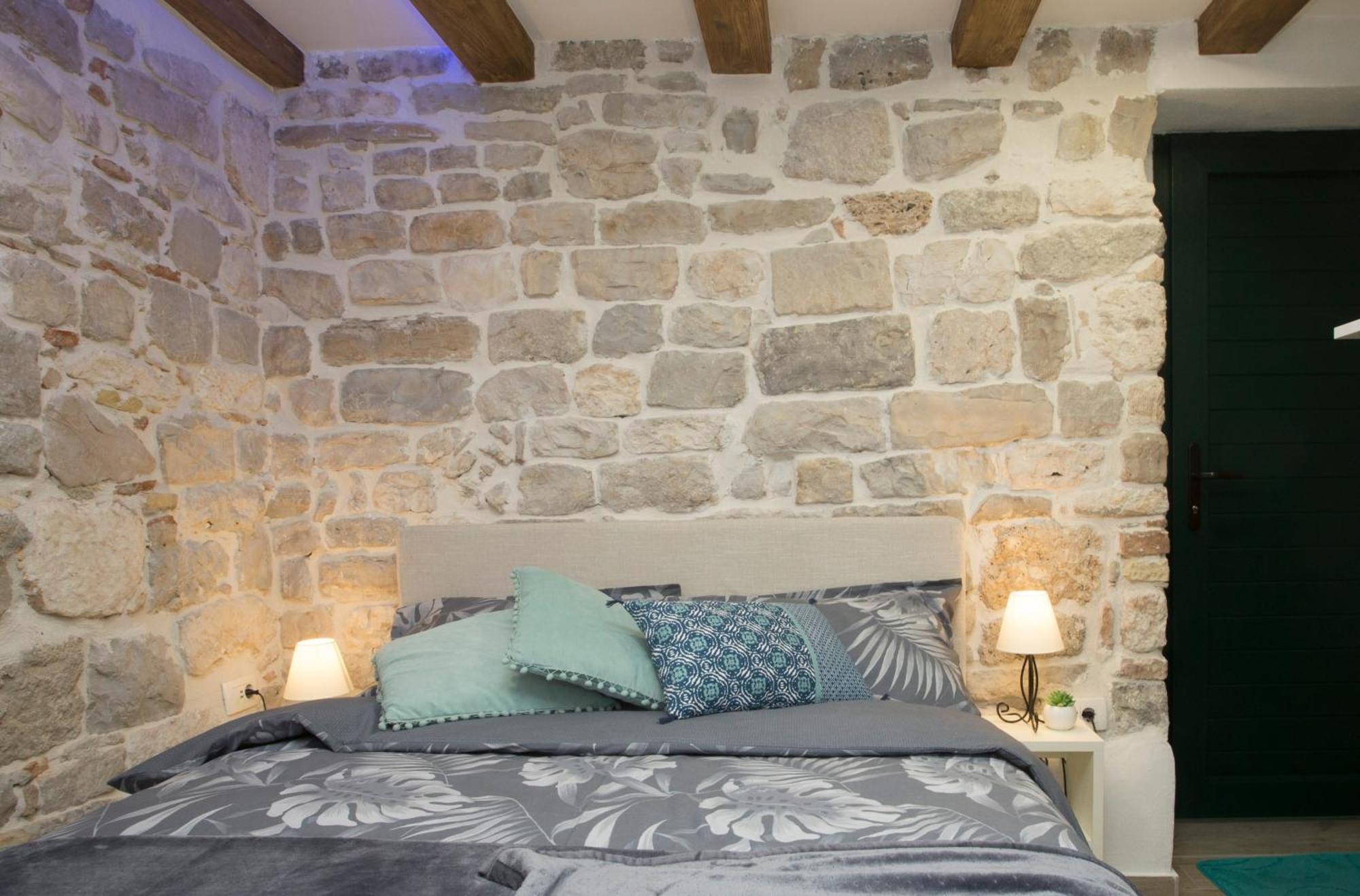 Old Center Cozy 3* Split