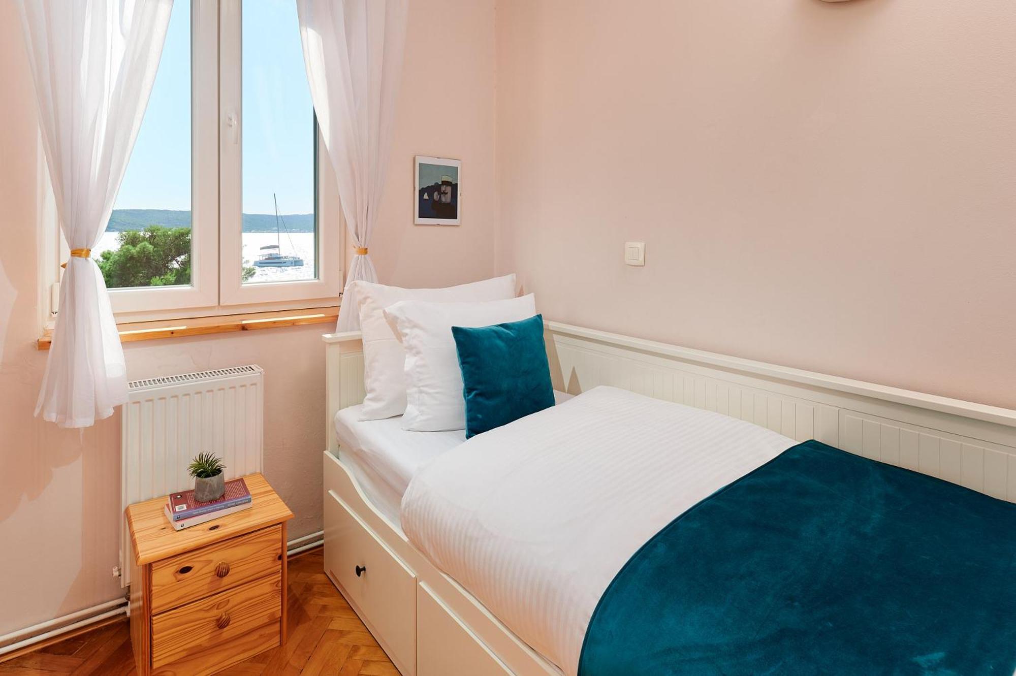 Apartment Sun Hills 8 *