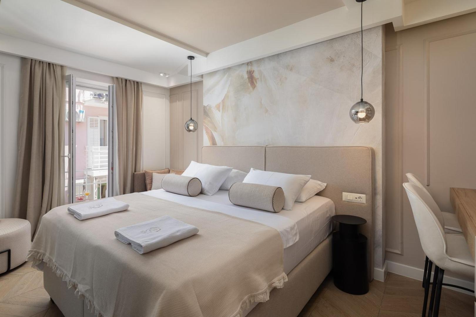 Luxury Le Prestige Few Minutes From Split's Iconic Waterfront Gasthuis Split