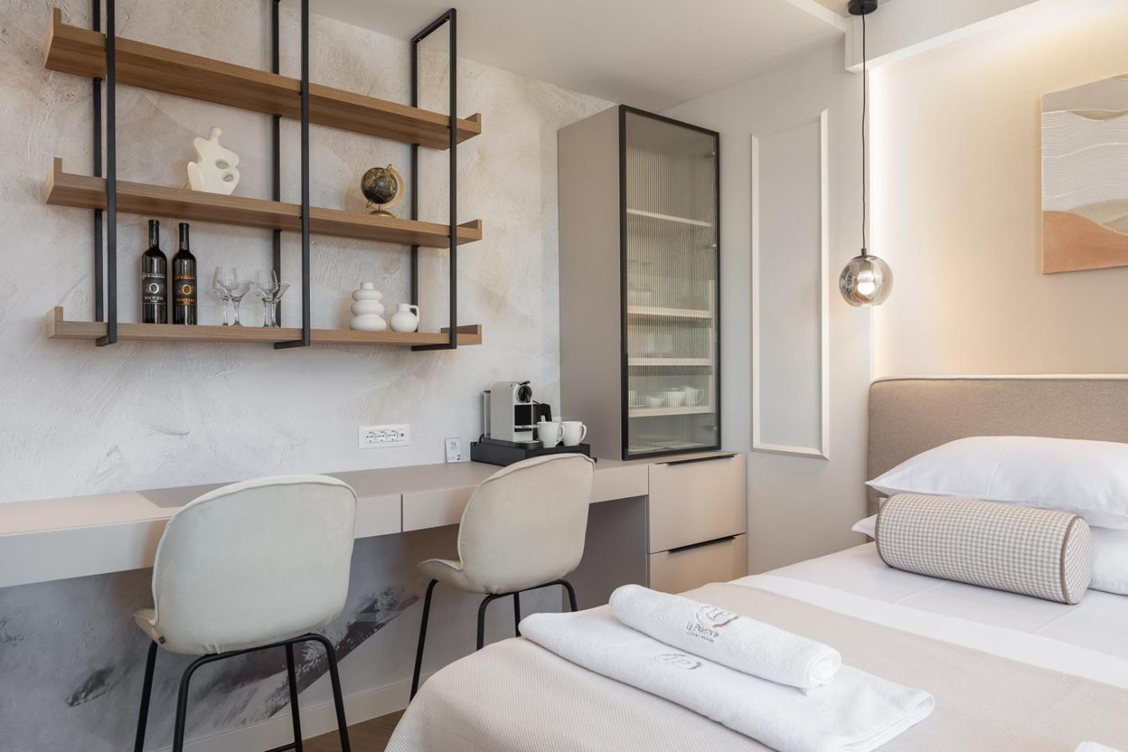 Luxury Le Prestige Few Minutes From Split's Iconic Waterfront