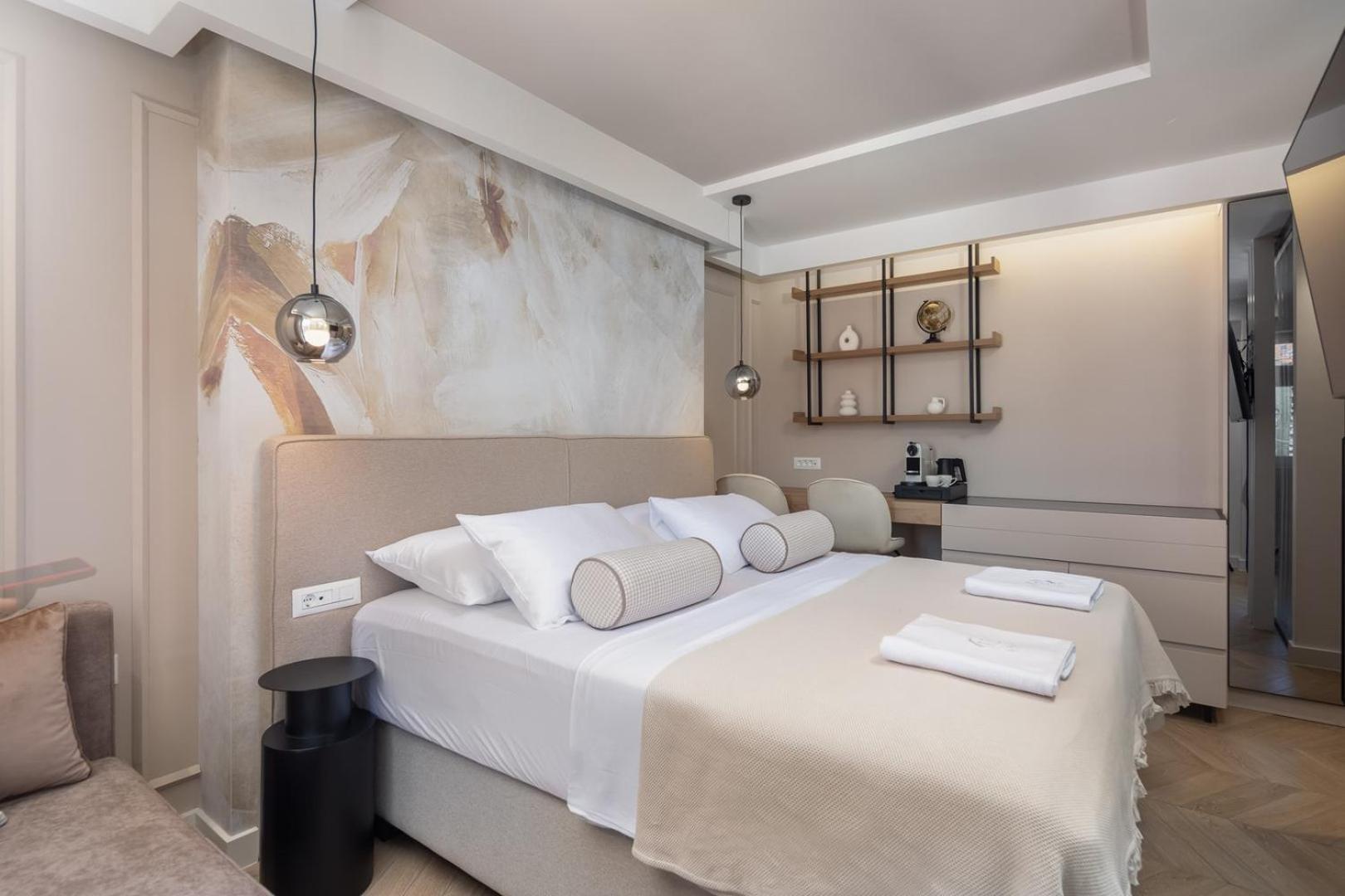 Luxury Le Prestige Few Minutes From Split's Iconic Waterfront Gasthuis *