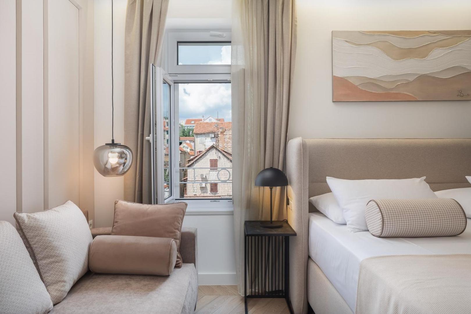 Luxury Le Prestige Few Minutes From Split's Iconic Waterfront Gasthuis *
