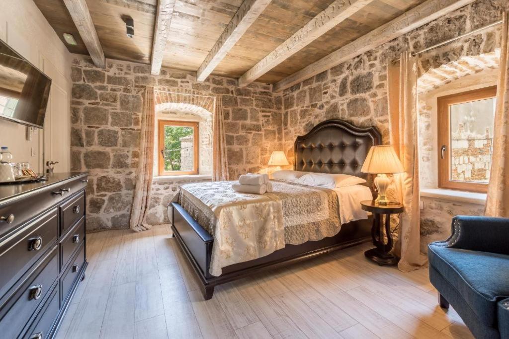 Historic Plaza Varos (adults Only) Split