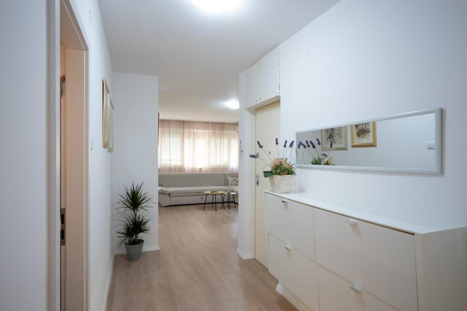 Apartamento Apartman Mirjana