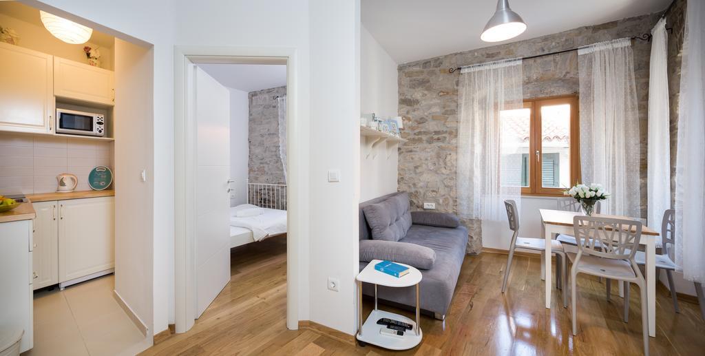 Toma Apartment