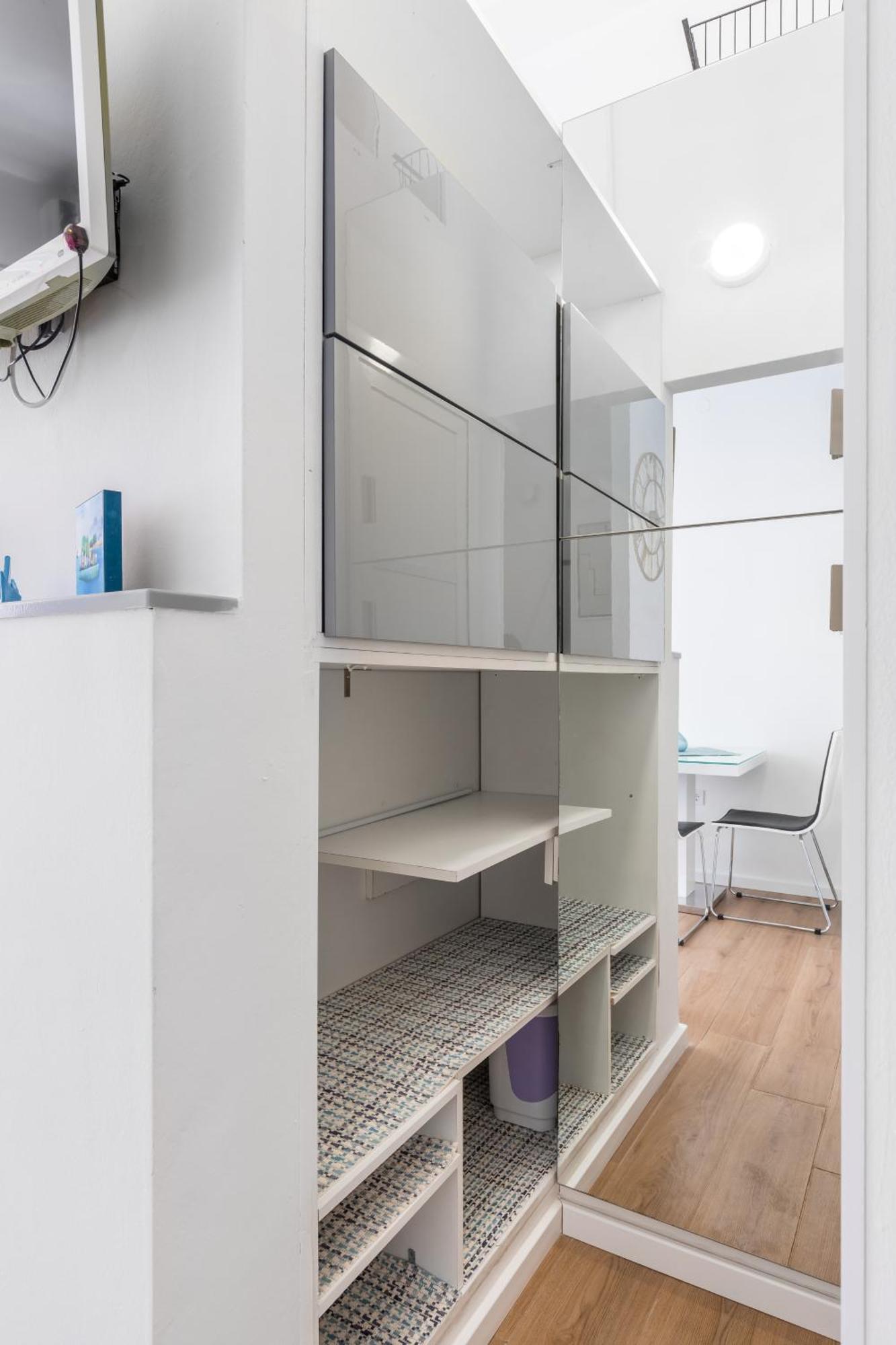 Apartment Modern Studio Near Znjan Beach *