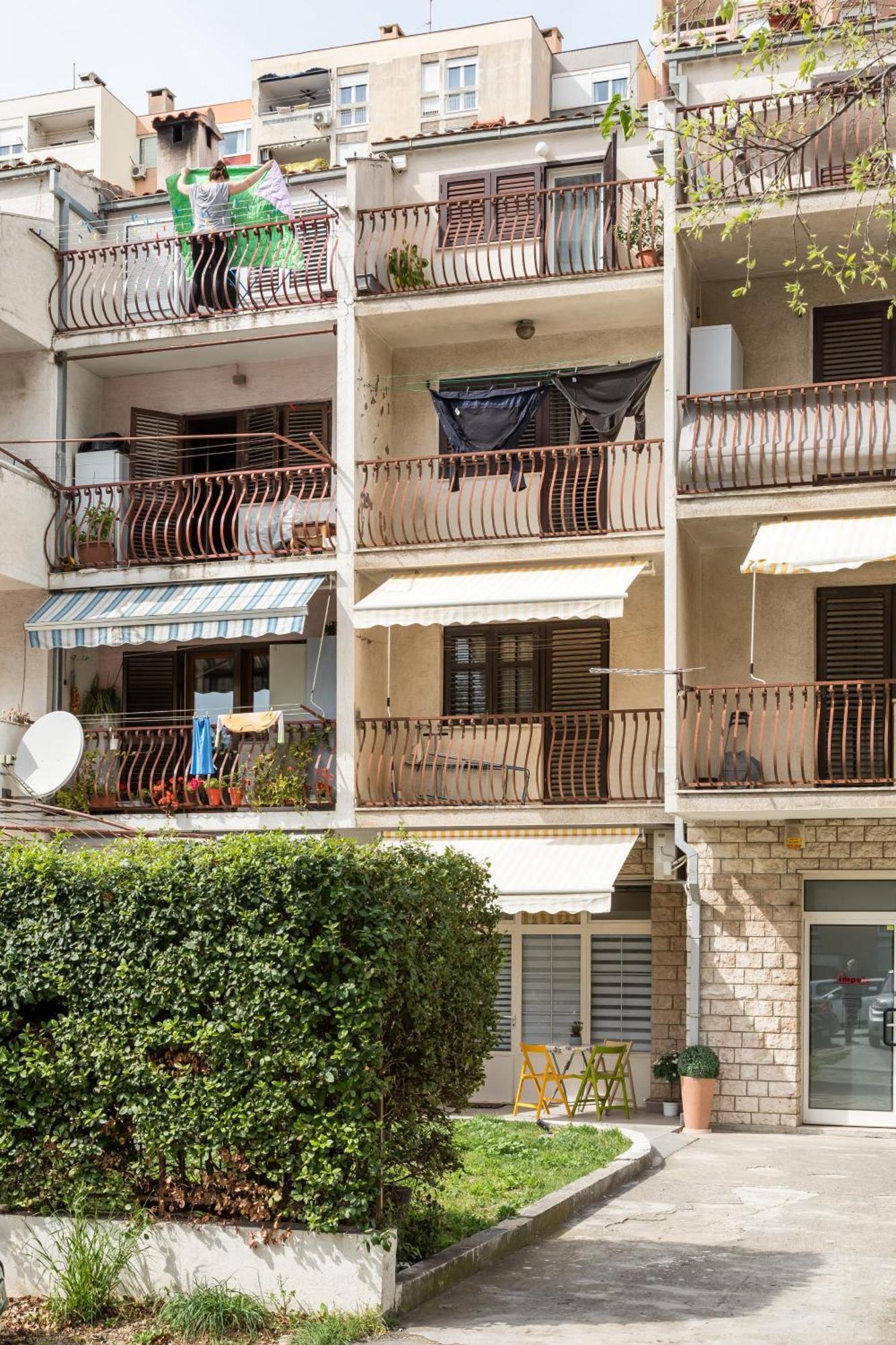 Modern Studio Near Znjan Beach *