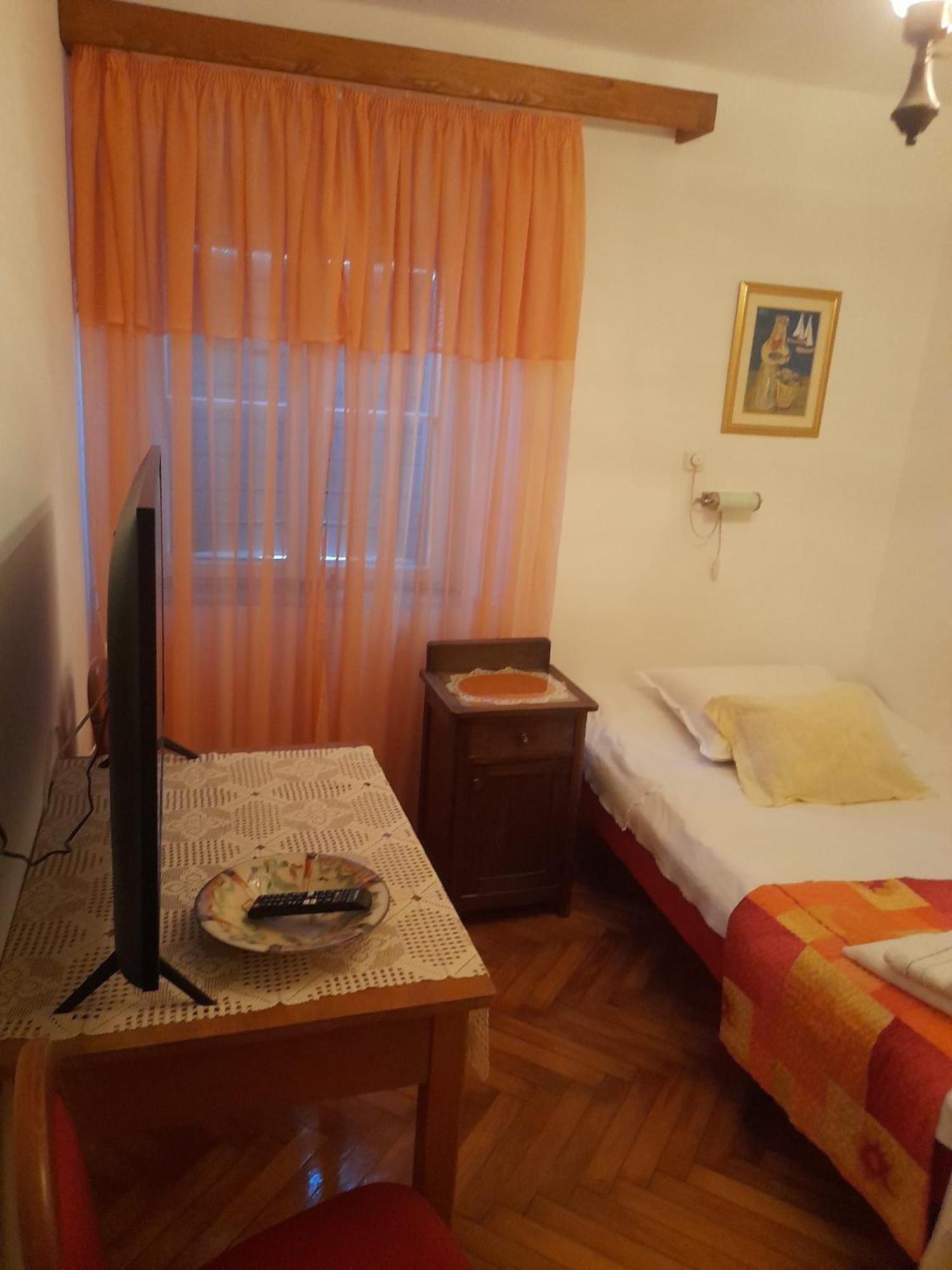 Opium Old City 3* Split