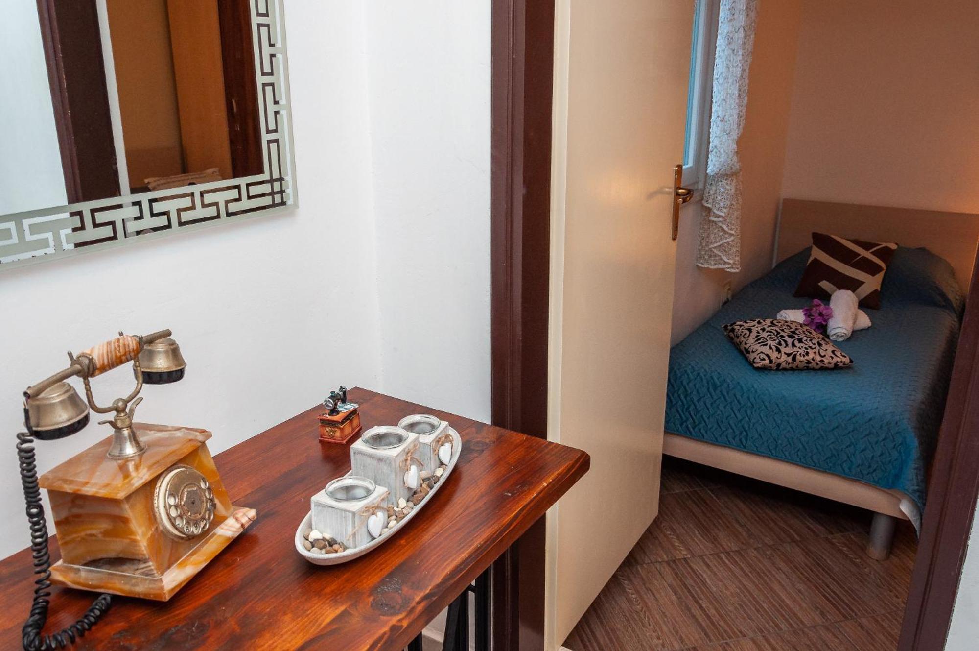 Classy Center Apartment *