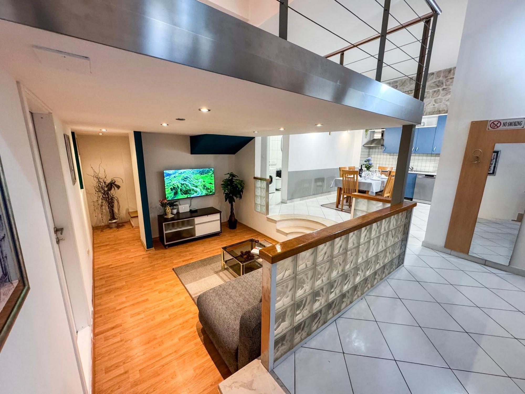 Studio Apartman Leo * Split