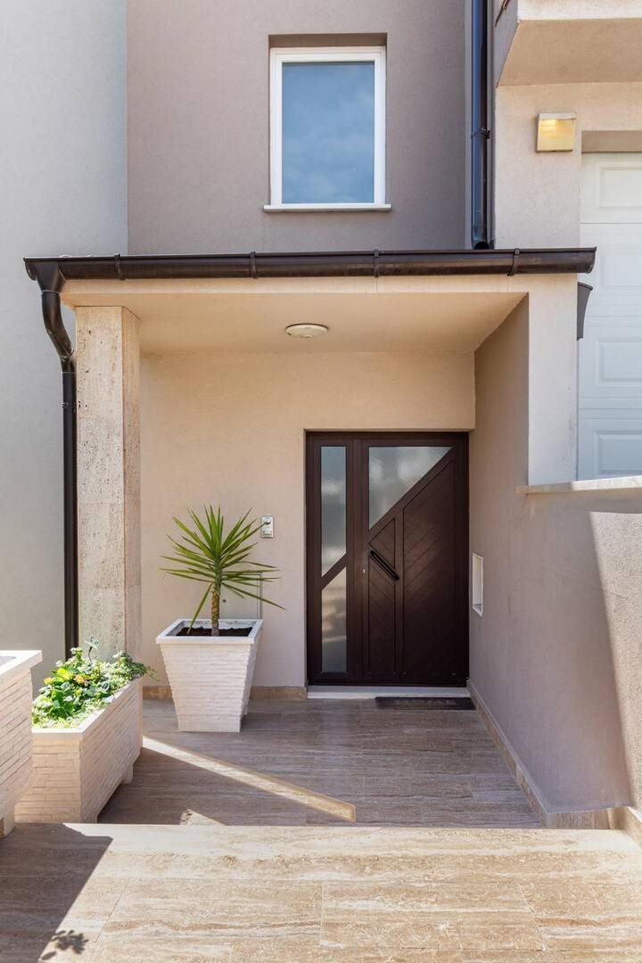 Sunny Garden Adria Apartment *