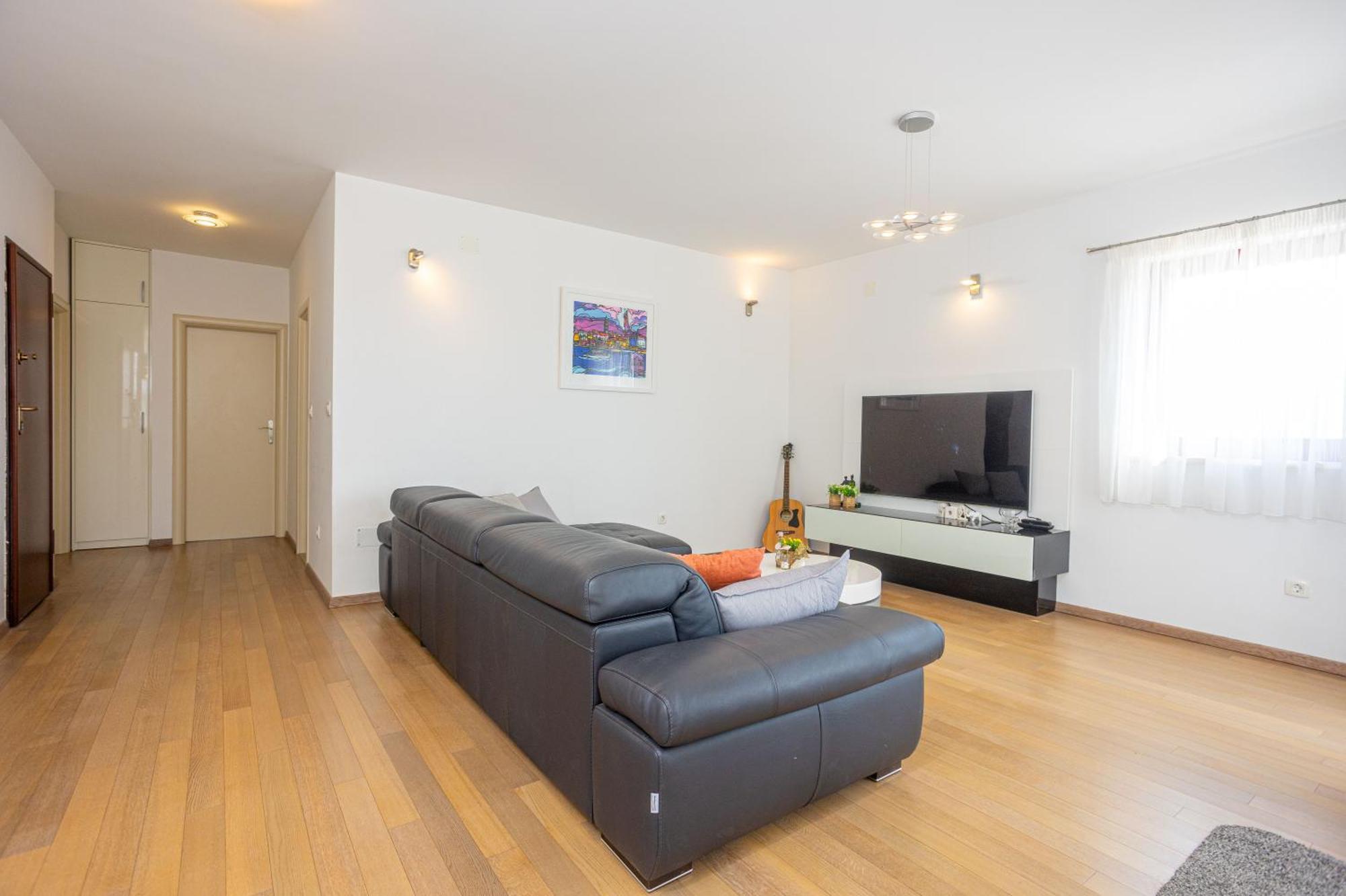 San Lorenzo Apartment *