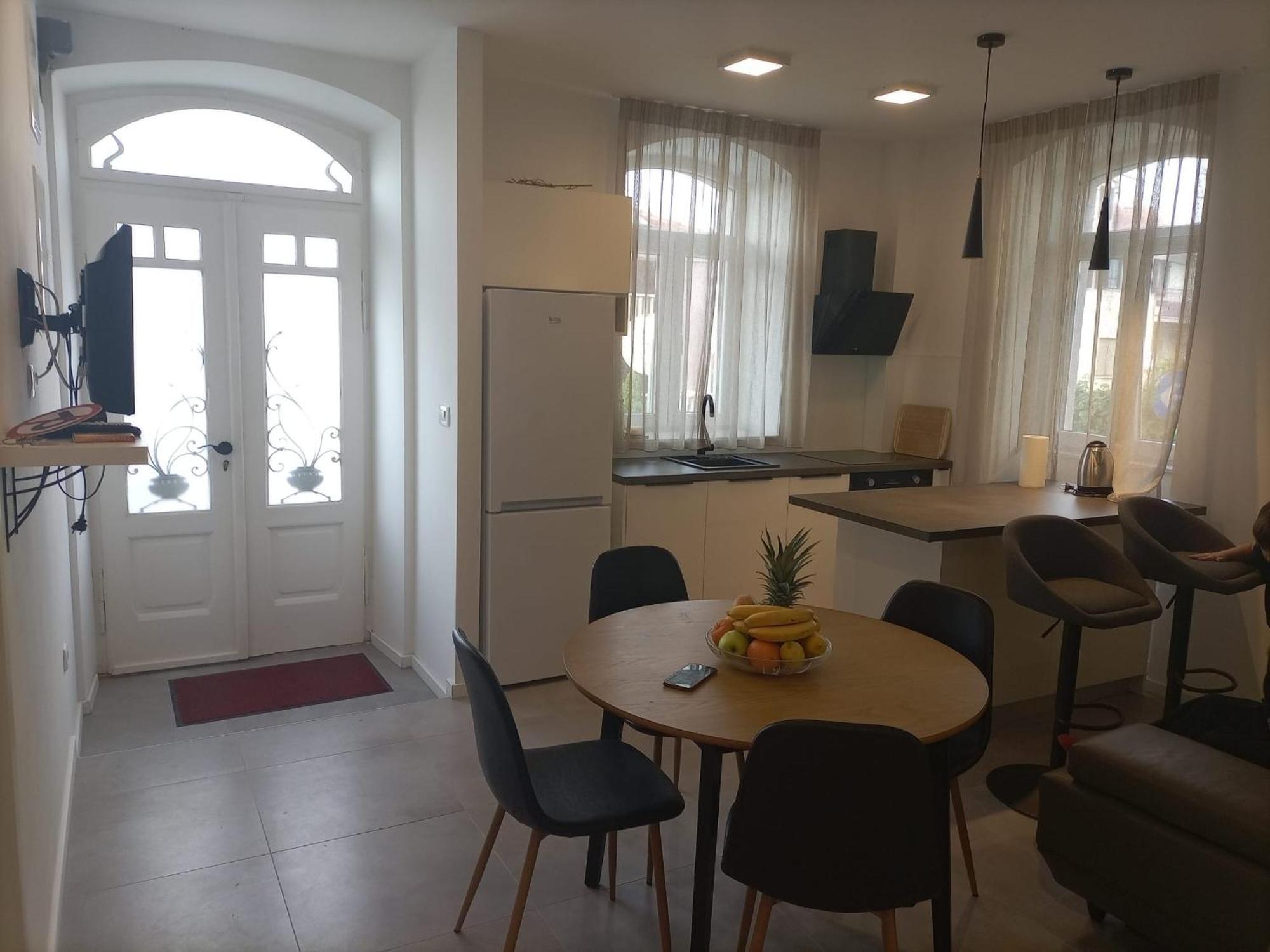 Guest house Marjan & 3*