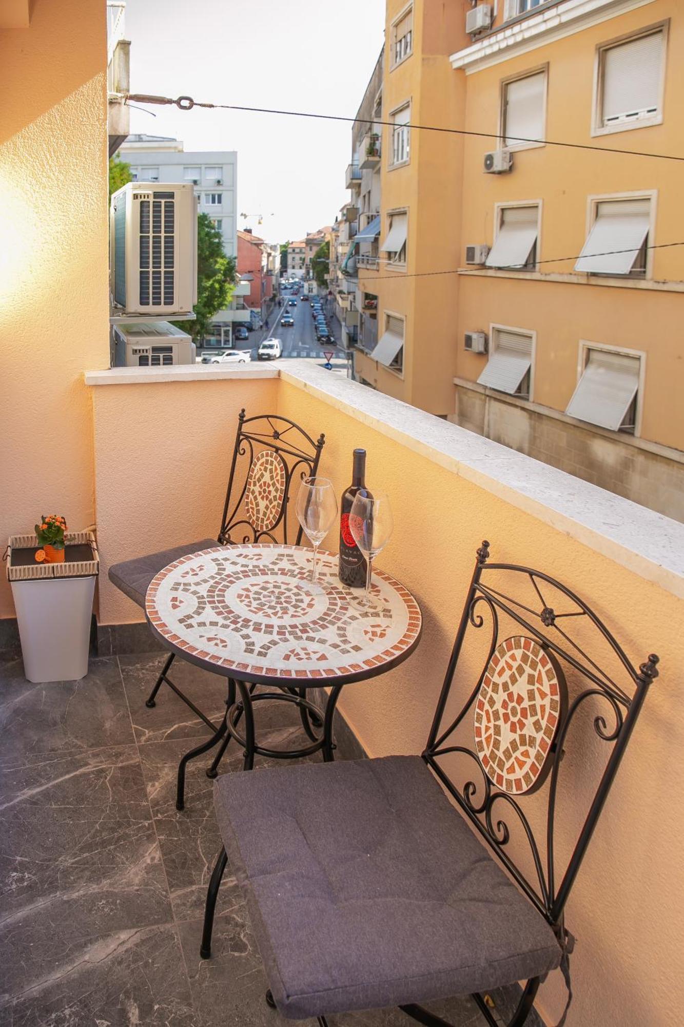 Marela Apartment *