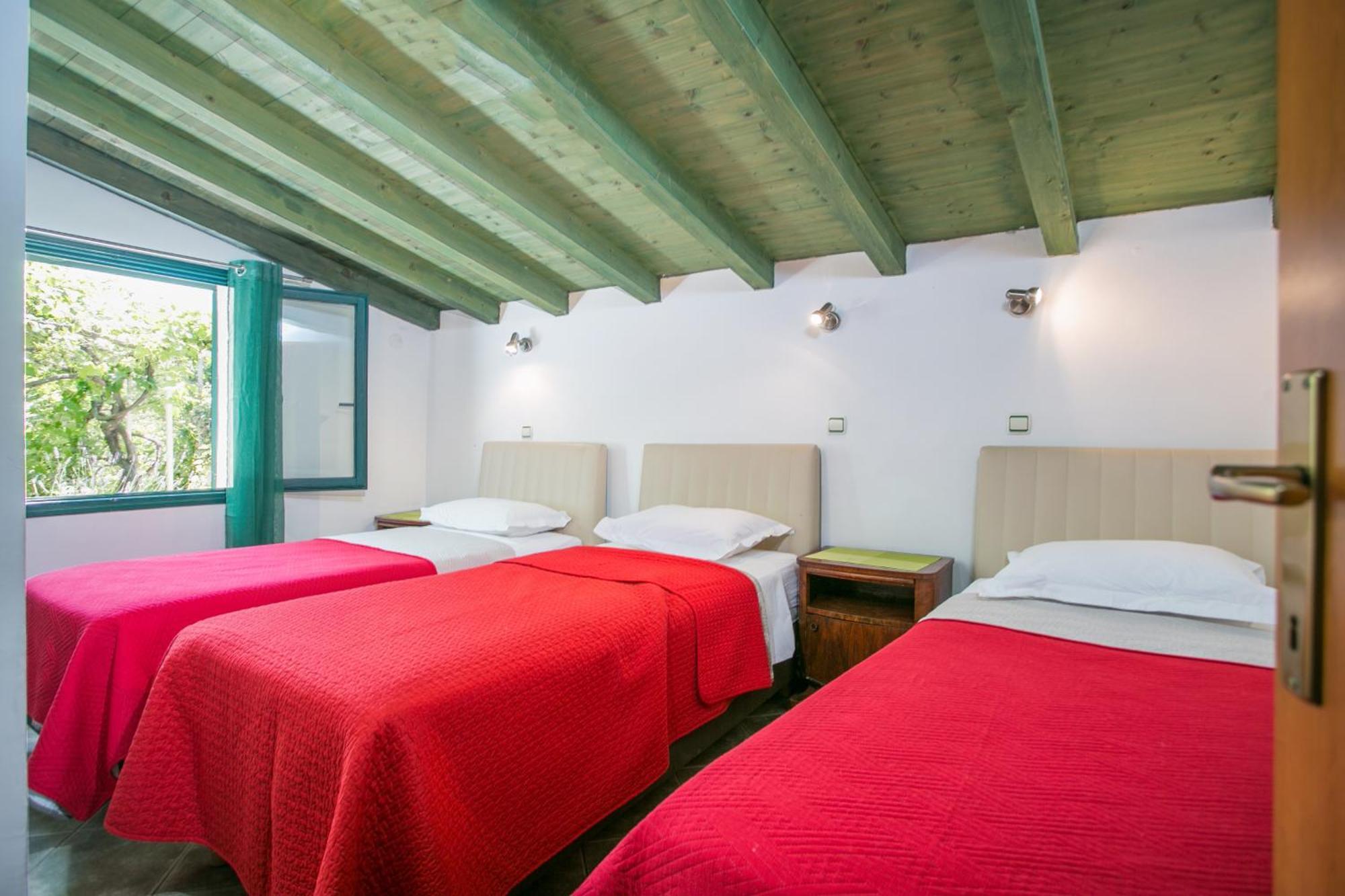 Garden Aparthotel 3*
