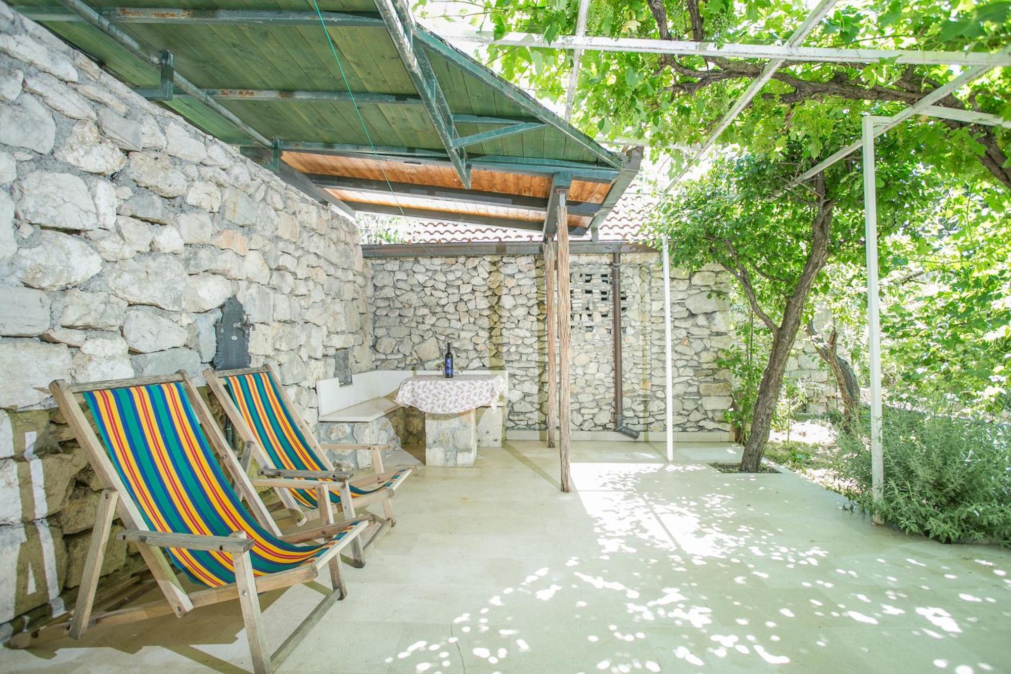 Garden Aparthotel