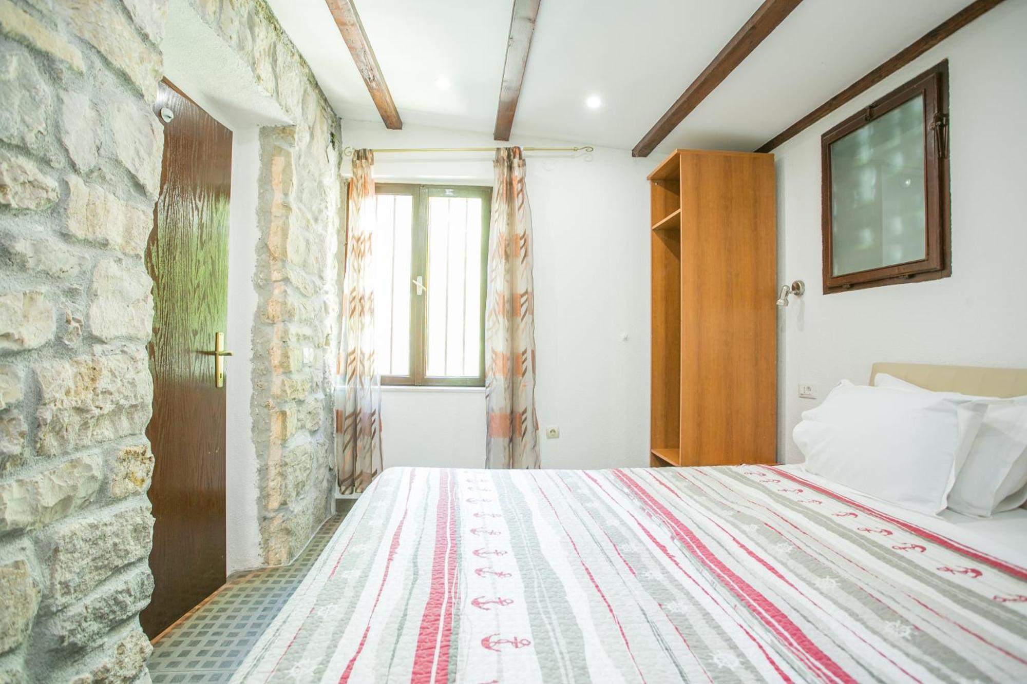 Garden Aparthotel 3*
