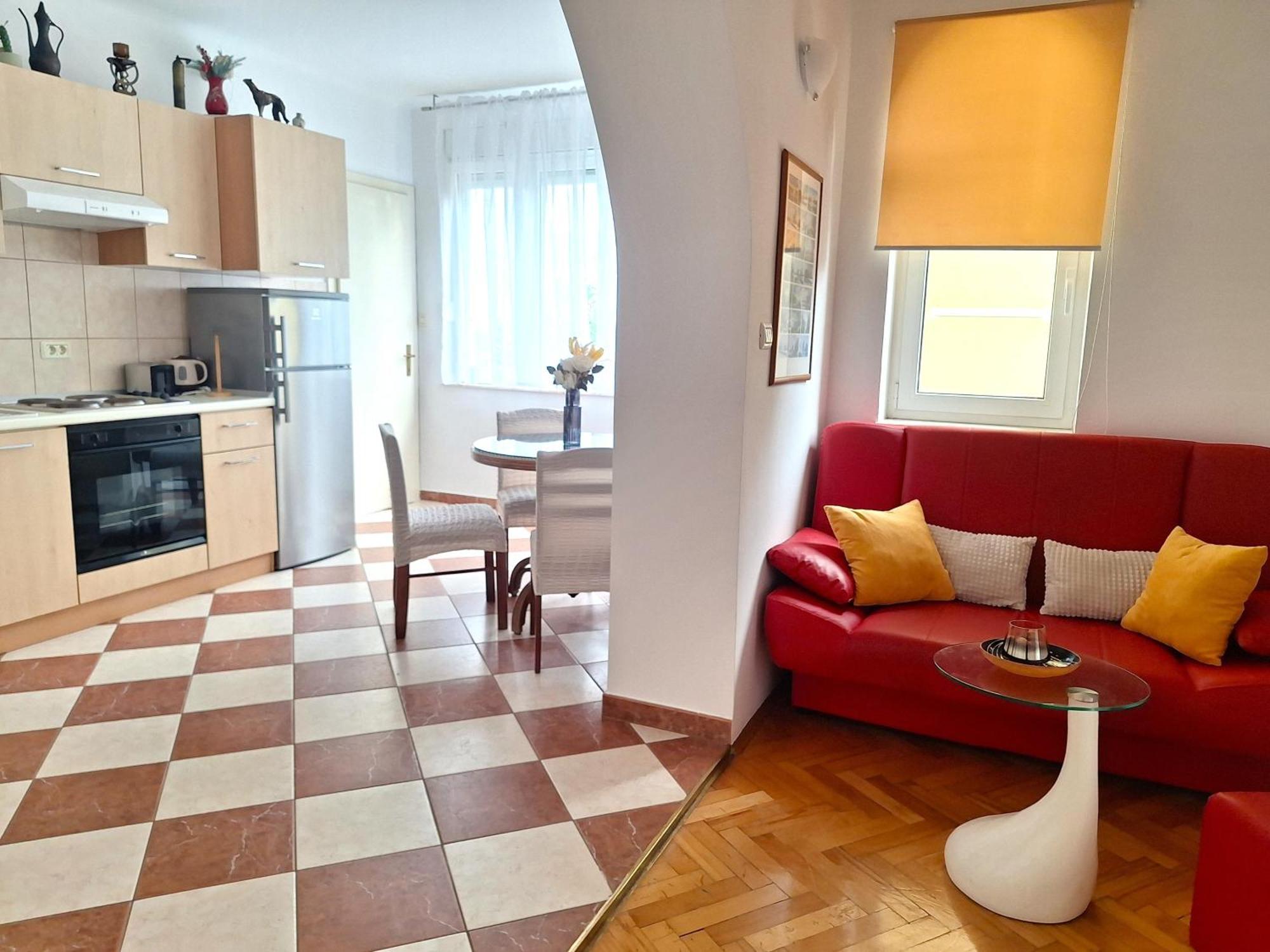 Apartment Sunny Center Split