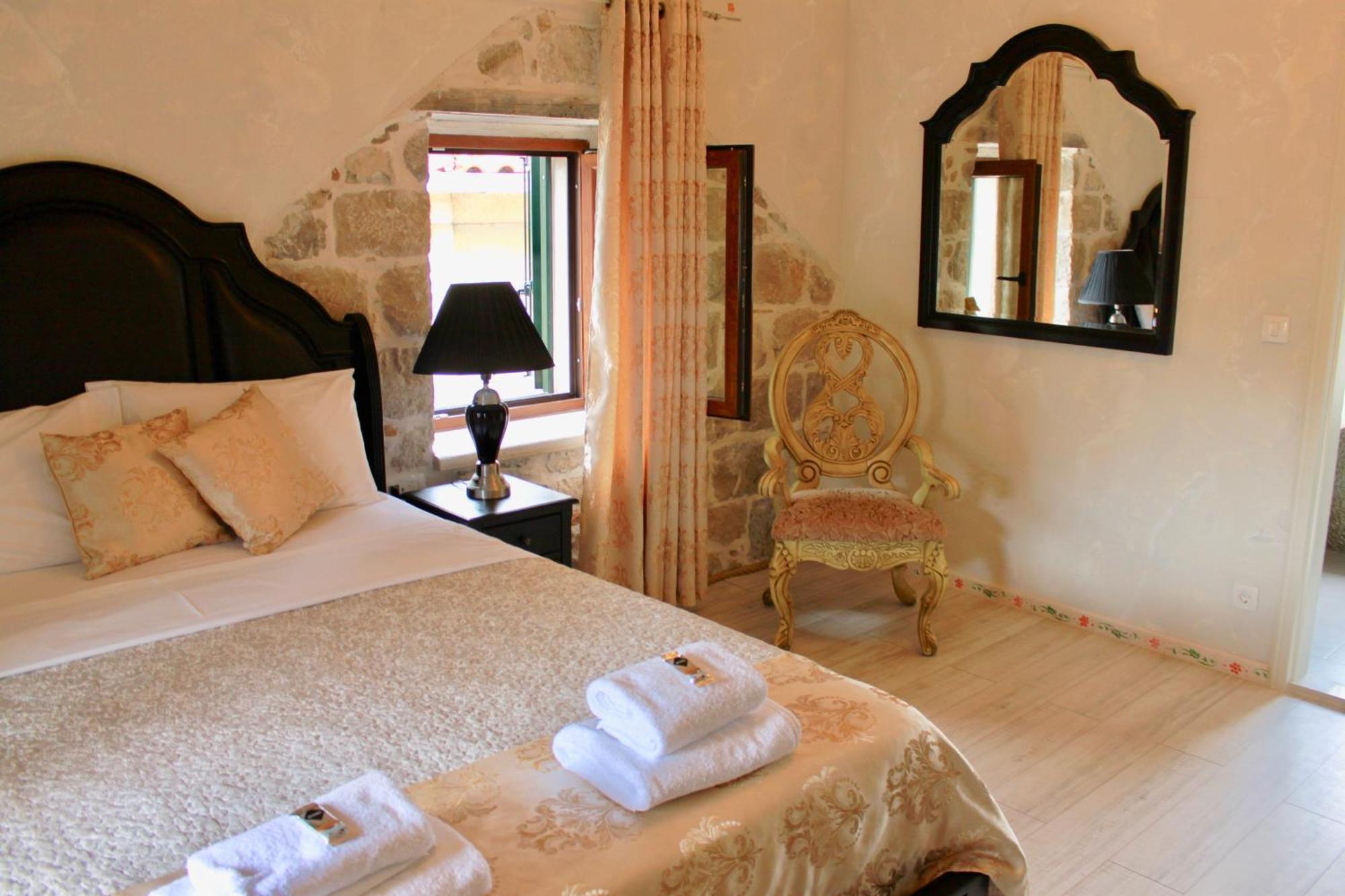 Historic Plaza Varos (adults Only)