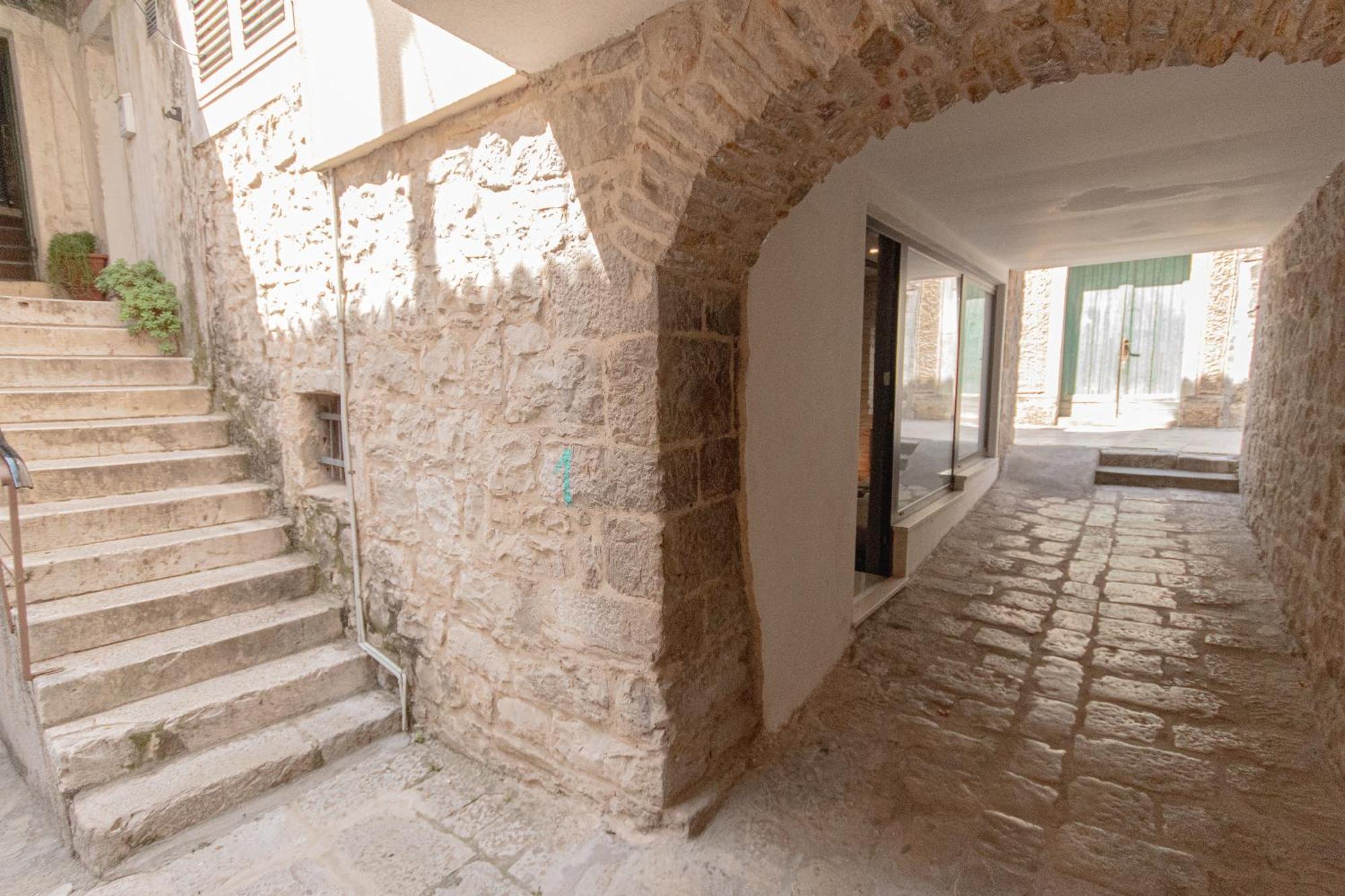 Apartment Luxury Adam In The Center Of Old Town Split