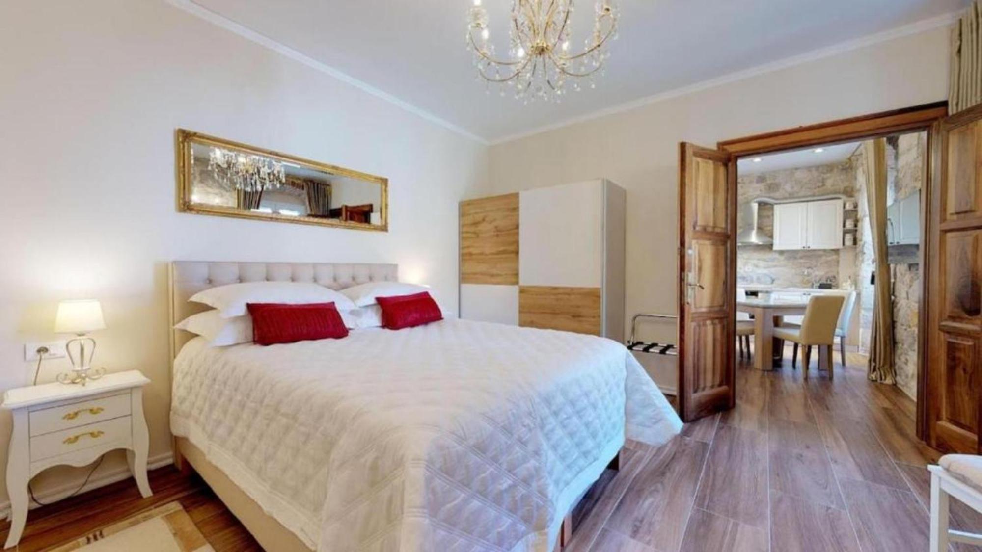 Apartman Chrysanta