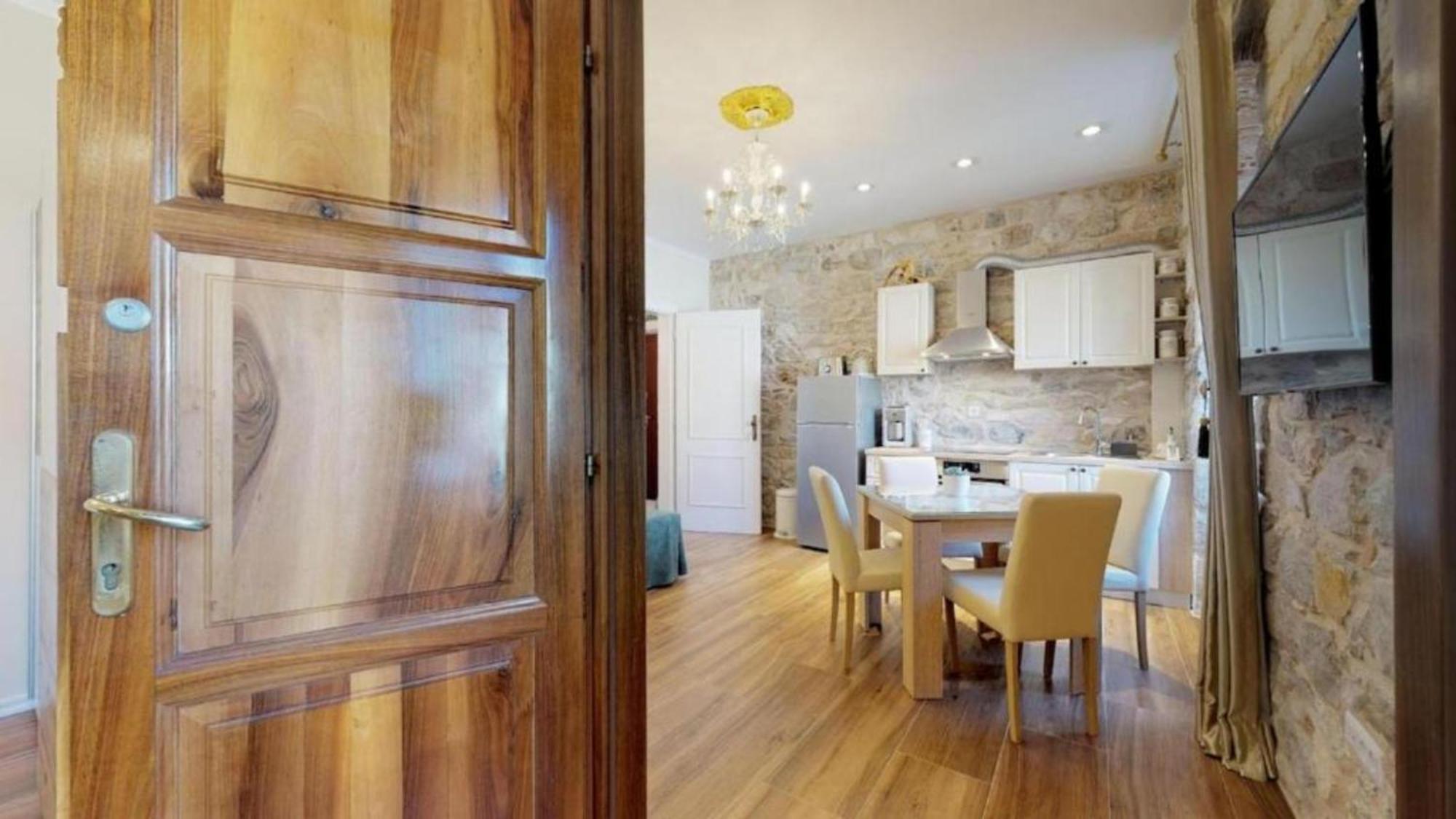 Apartman Chrysanta *