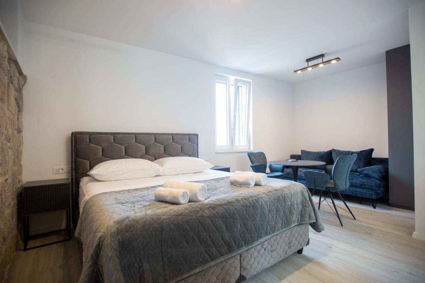 Katy Guest house