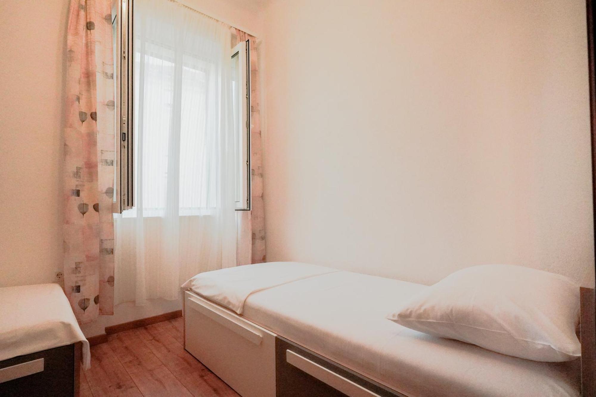 Tranquil Urban Escape Apartman Split