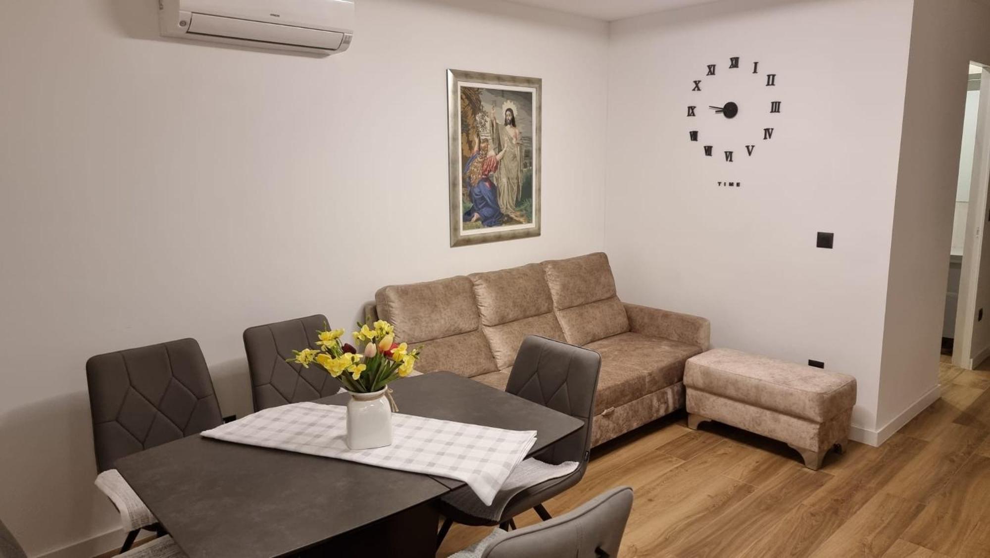 Valentin Apartment *