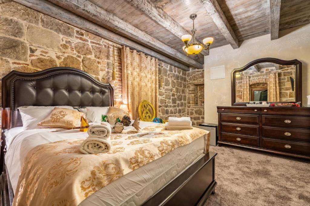 Historic Plaza Varos (adults Only) Hotel Split
