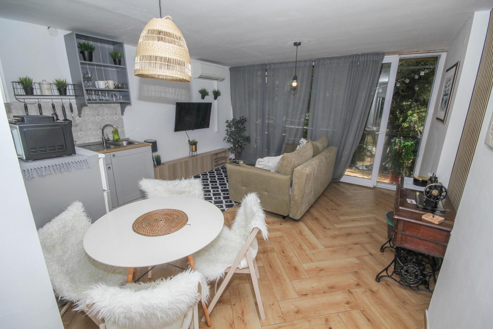 Apartment Lola's