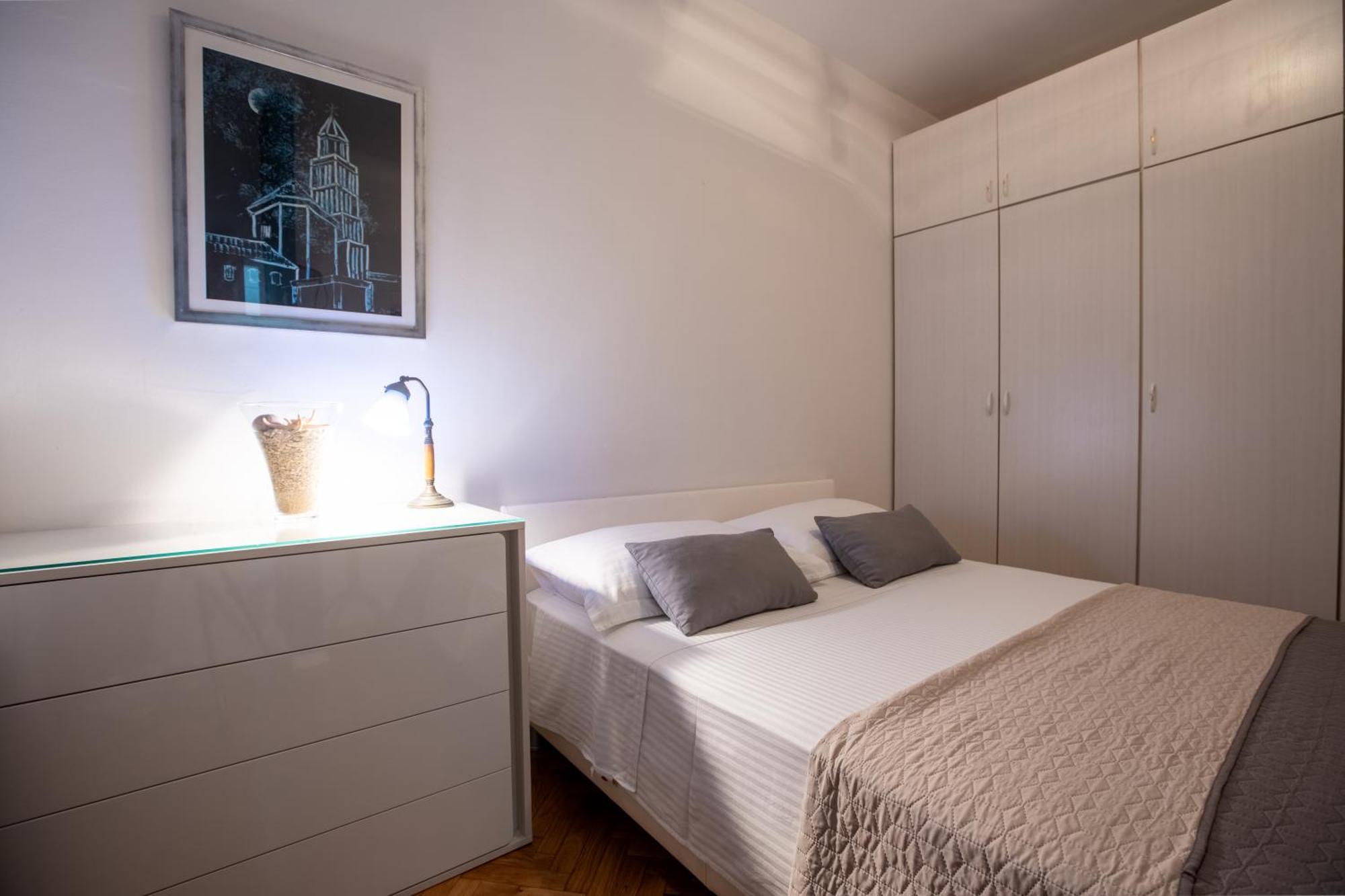 In The Heart Of Apartment Split