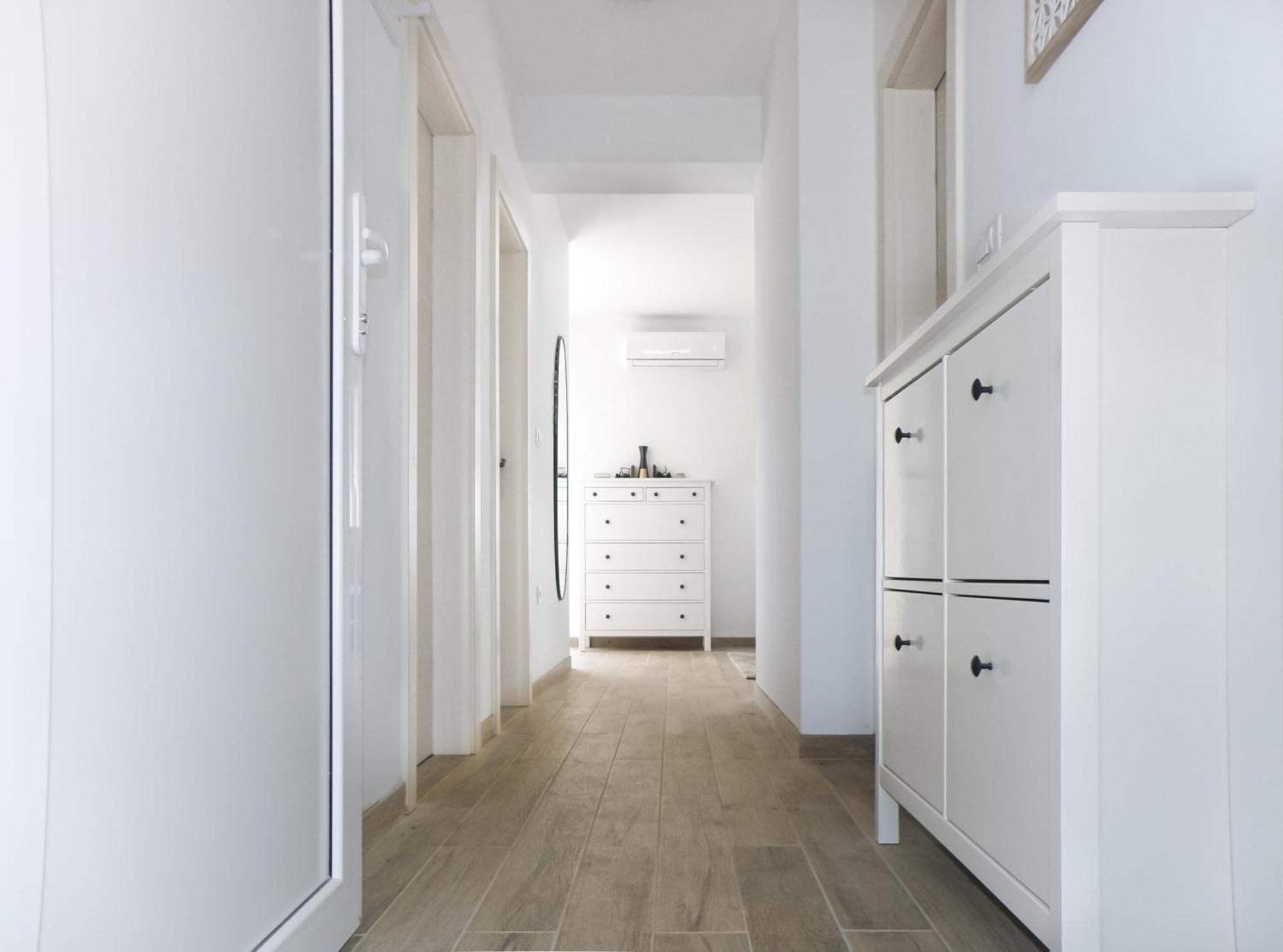 With Terrace And Free Parking - Nearby Apartman Split