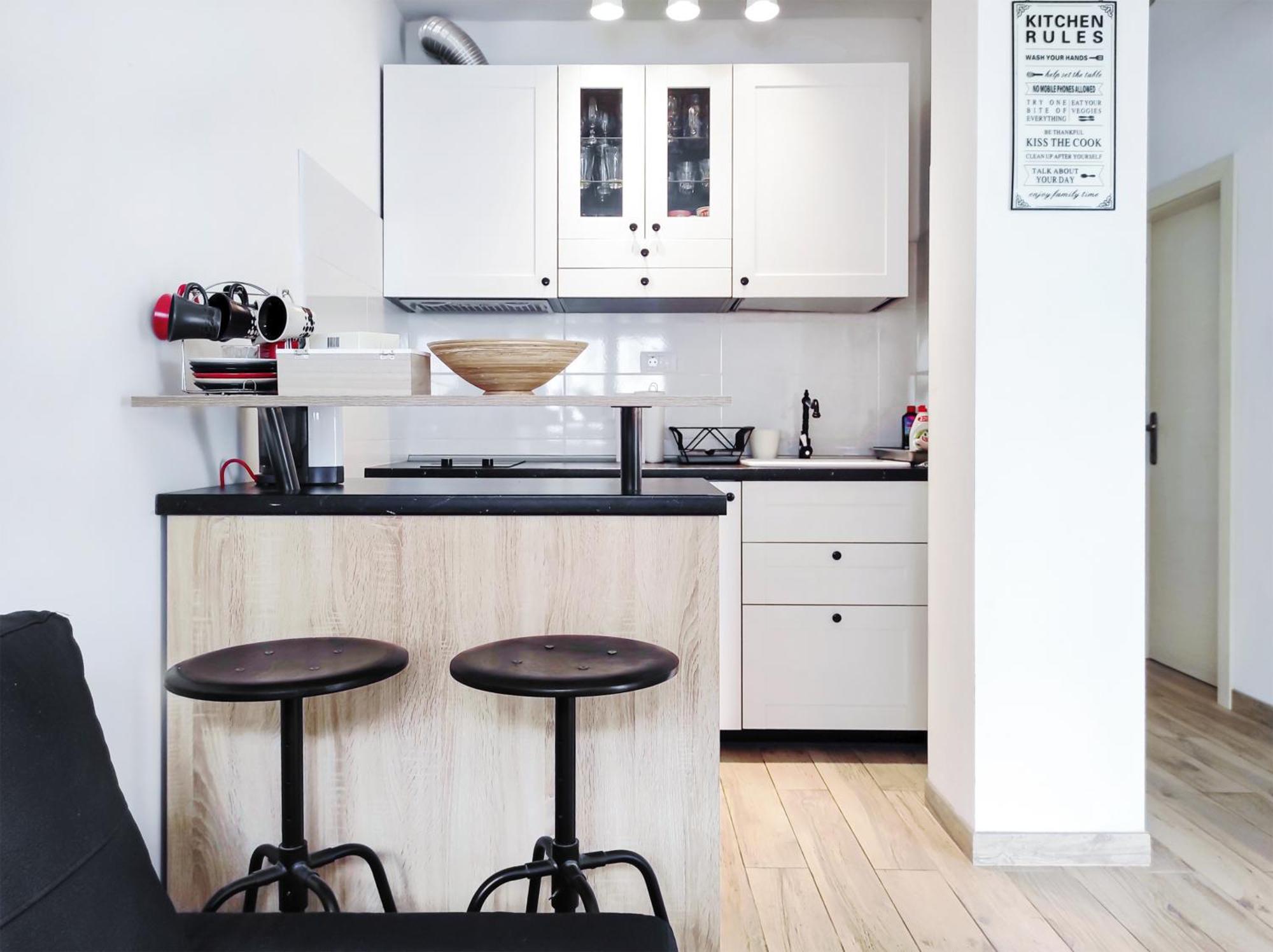 With Terrace And Free Parking - Nearby Apartman *