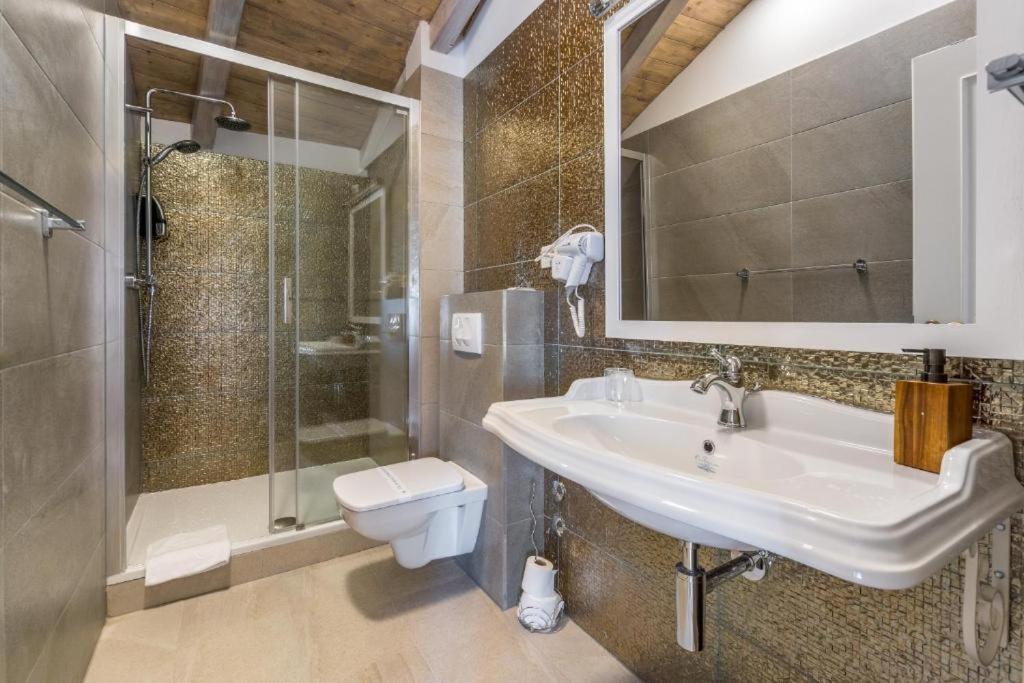 Historic Plaza Varos (adults Only) 4*