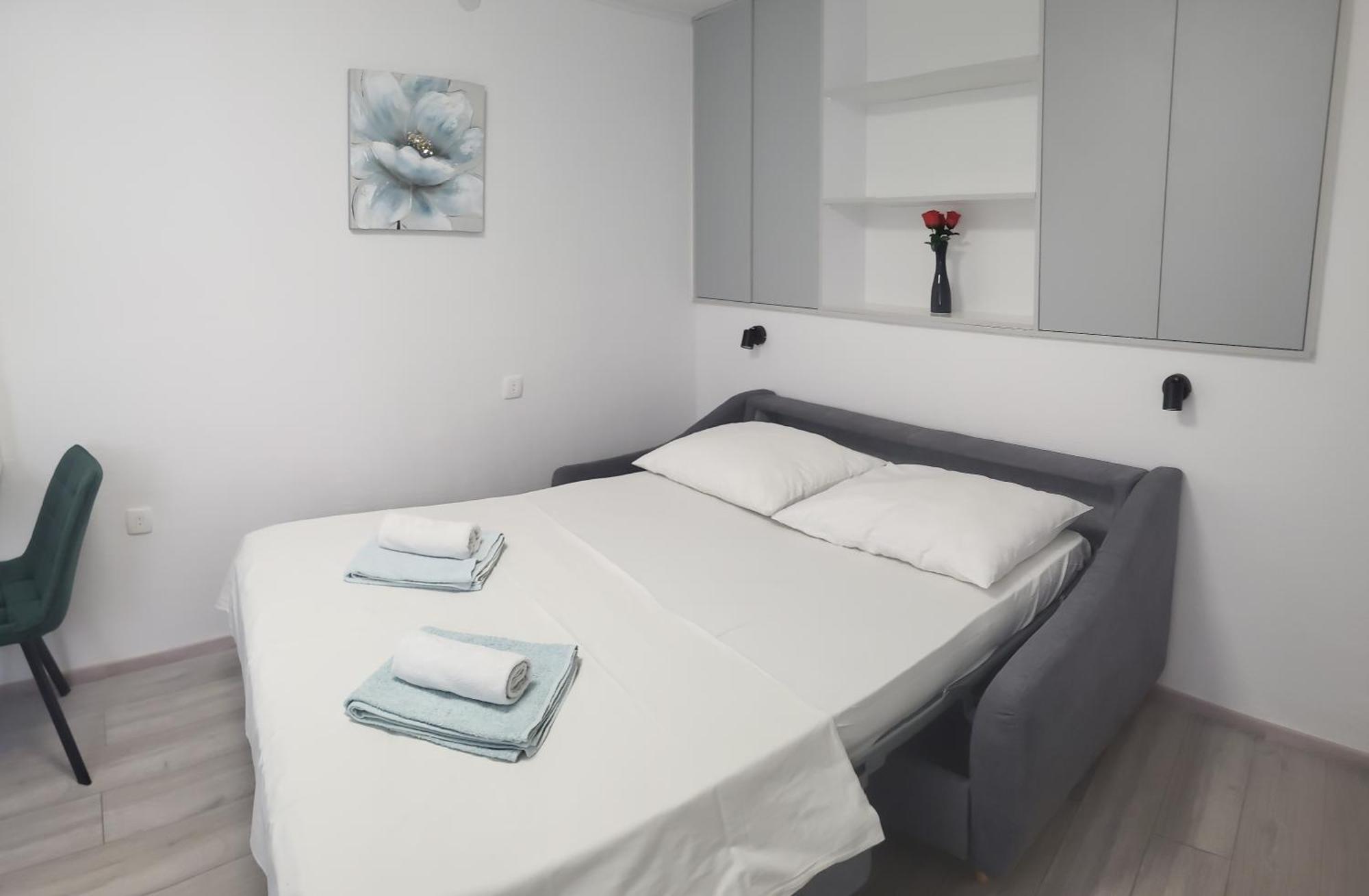 Apartment N&n With Free Private Parking