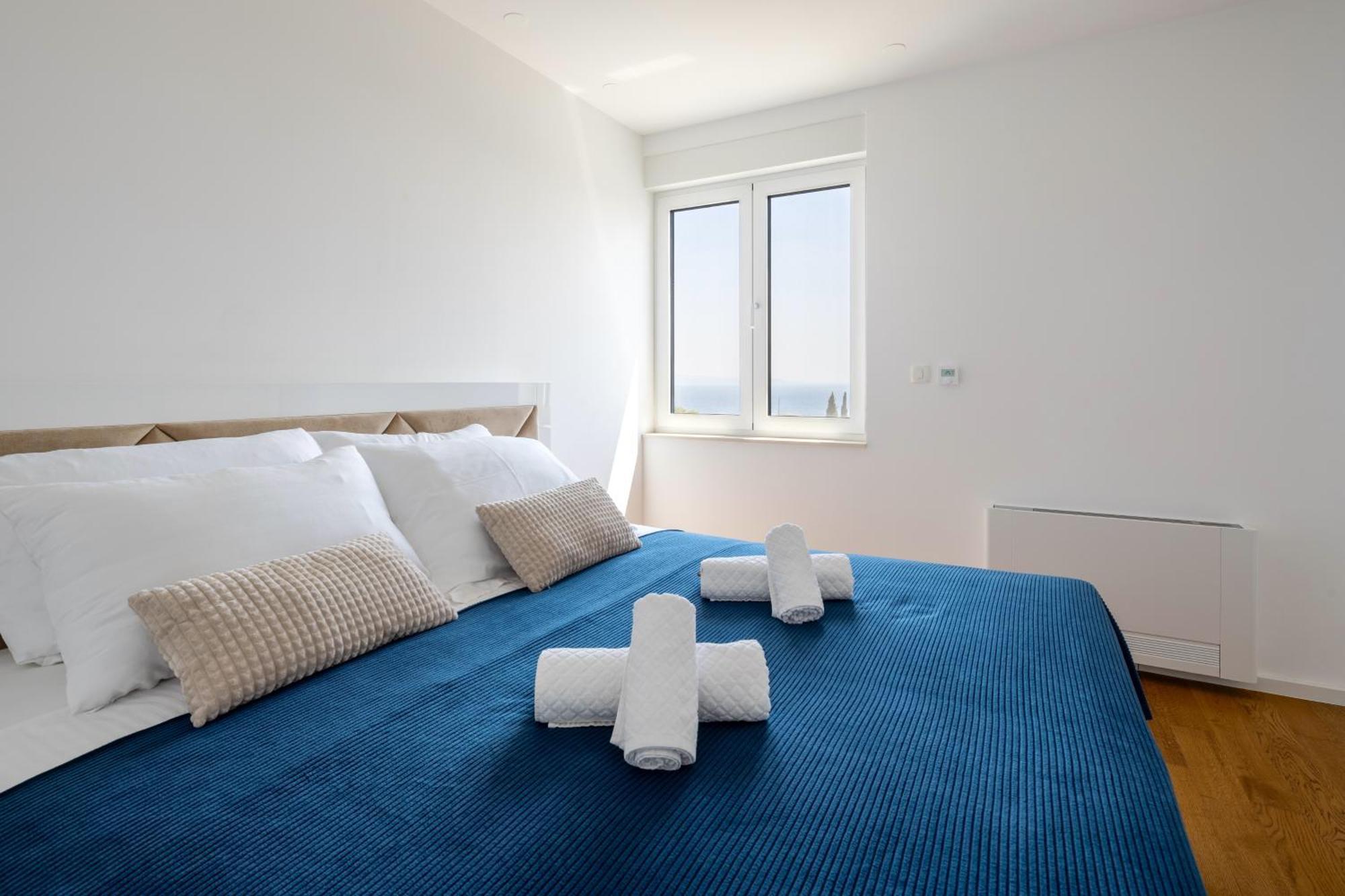 Luxury Bella Vista Holidays @ Kasuni Beach Split