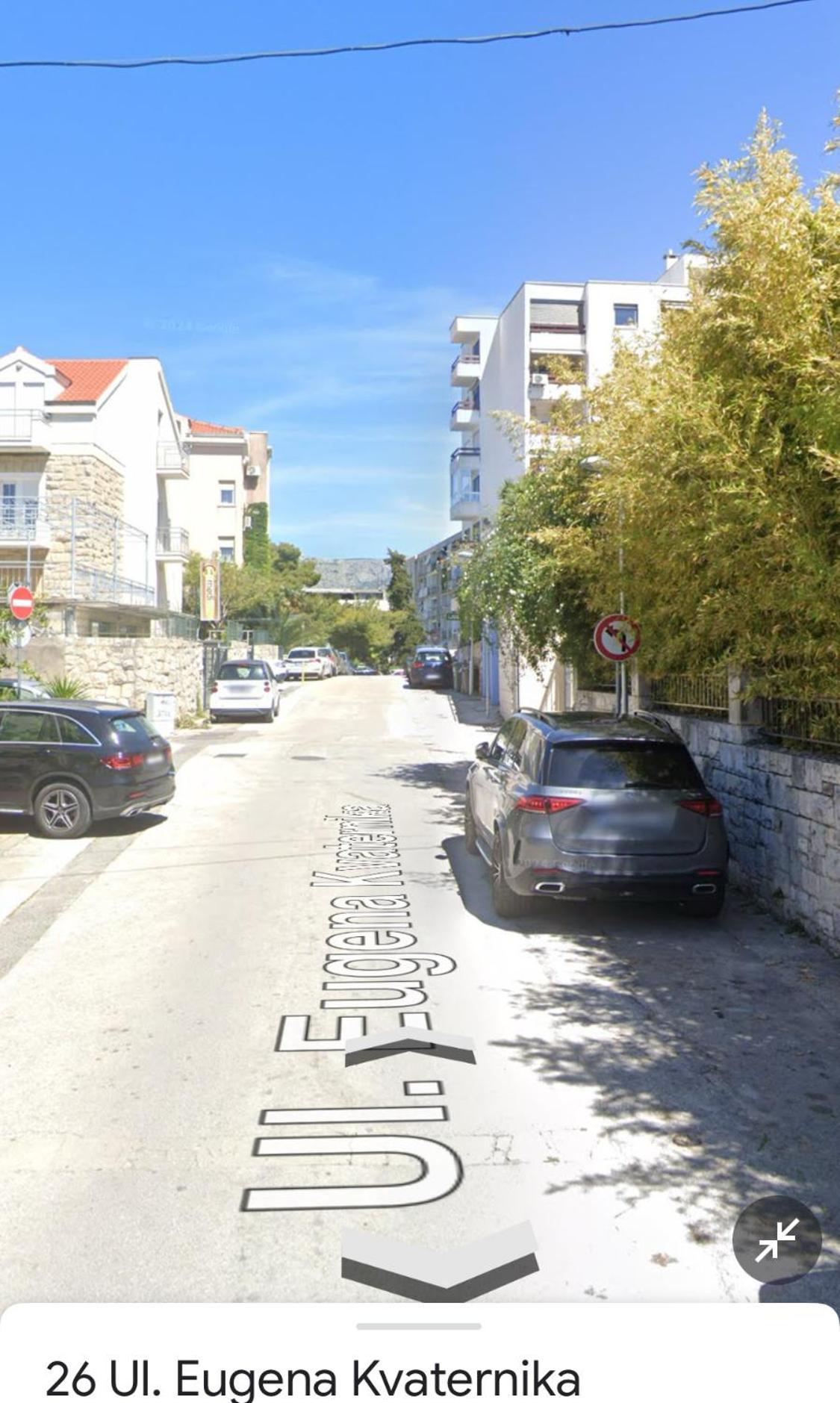 Quiet In A Private House - Close To Center, Parking, Pet Friendly Apartment Split