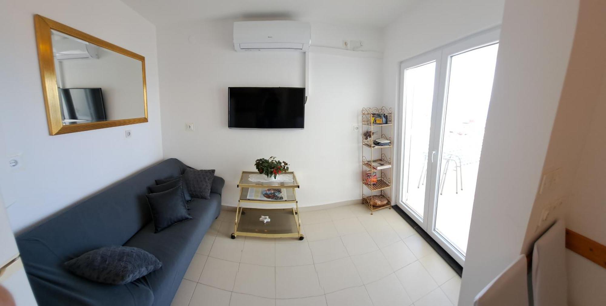 Angie - Marjan Hill Apartment Split