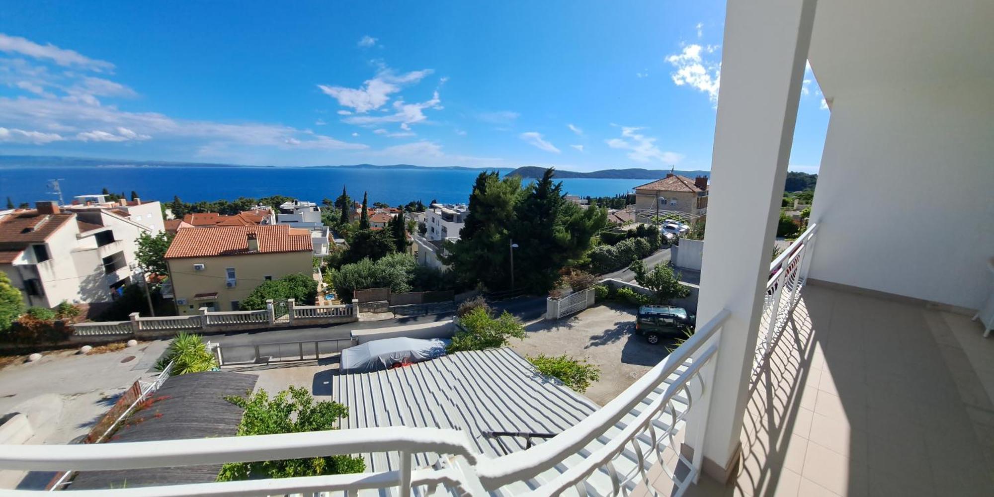Angie - Marjan Hill Split