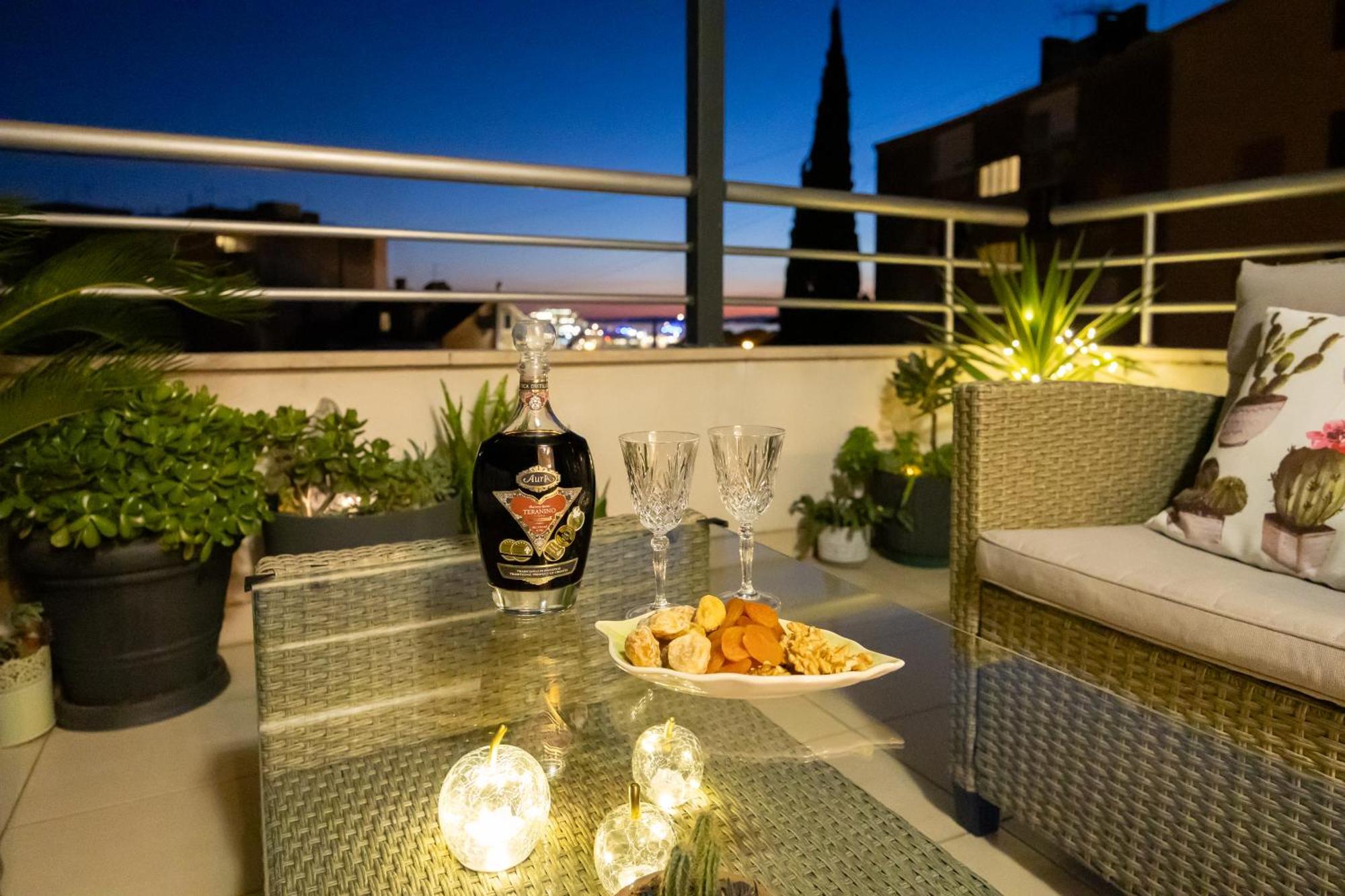 Apartment Dome *