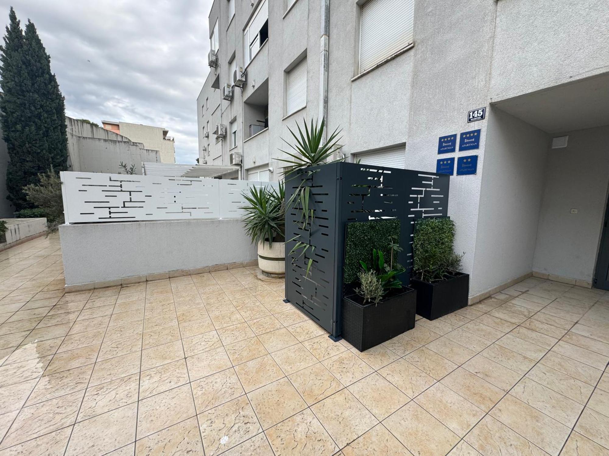 Apartment Lodore Del Mare On The