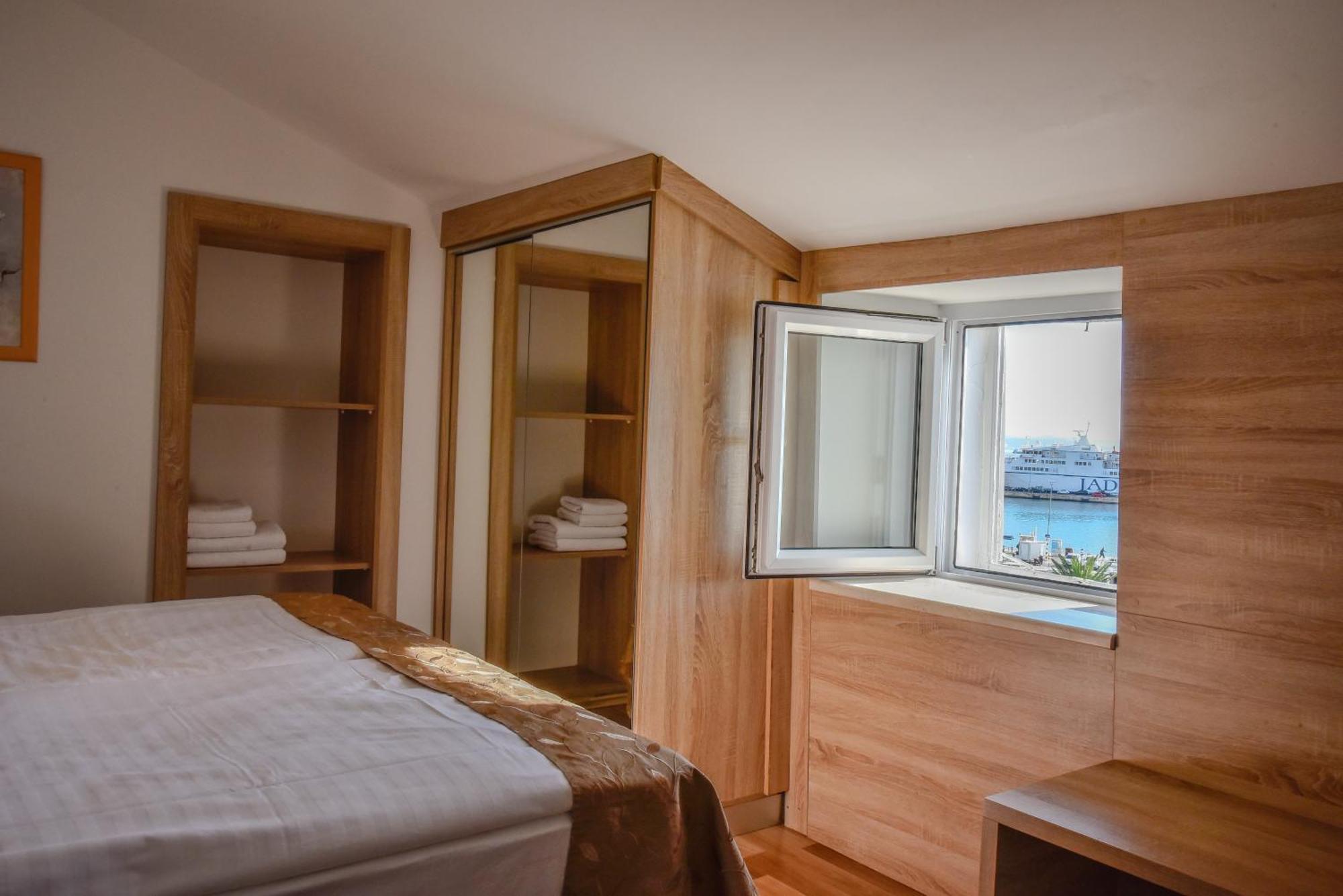 Kastel 1700 3* Split