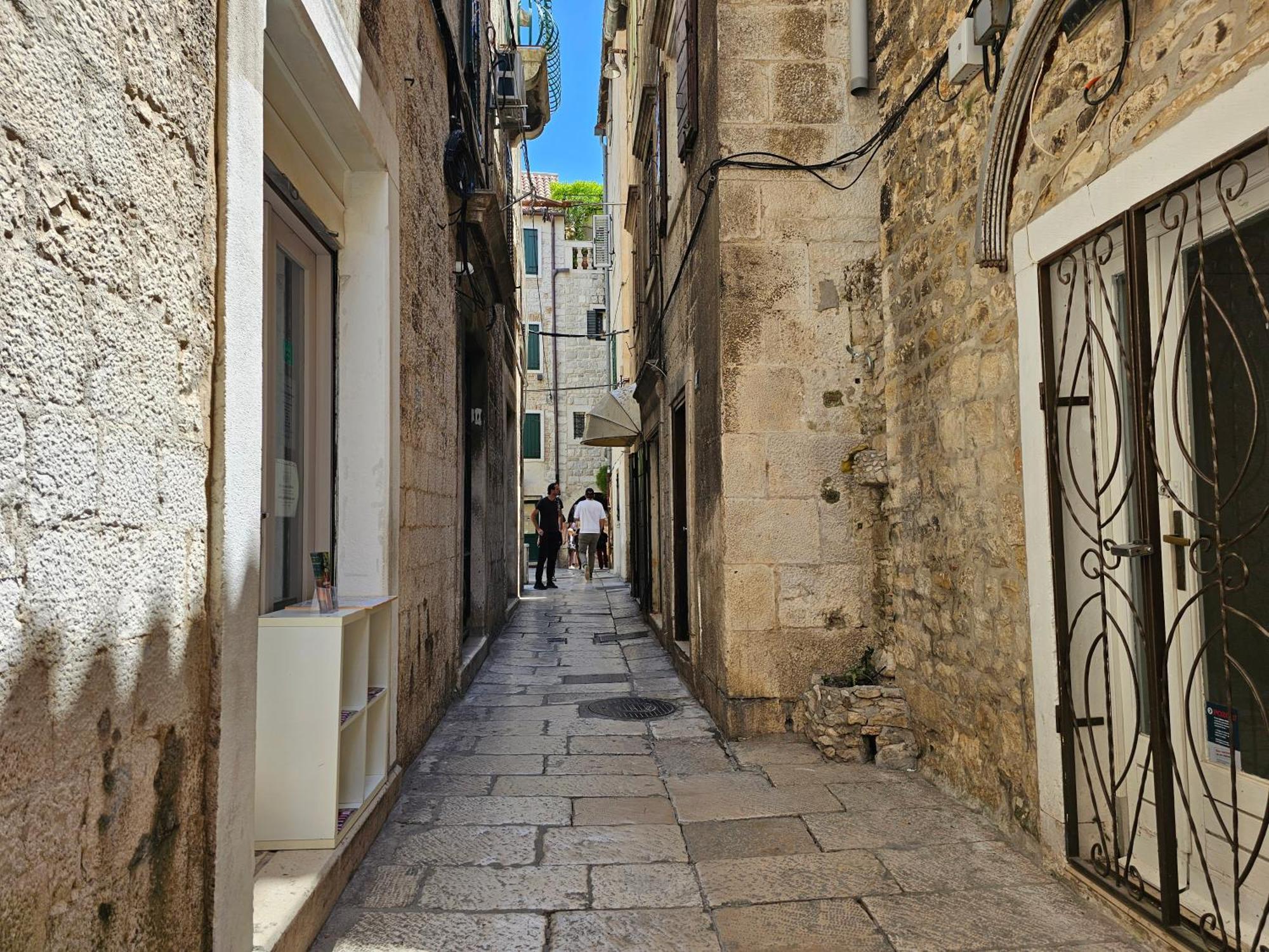 Center D16 In The Ancient Palace Apartment Split